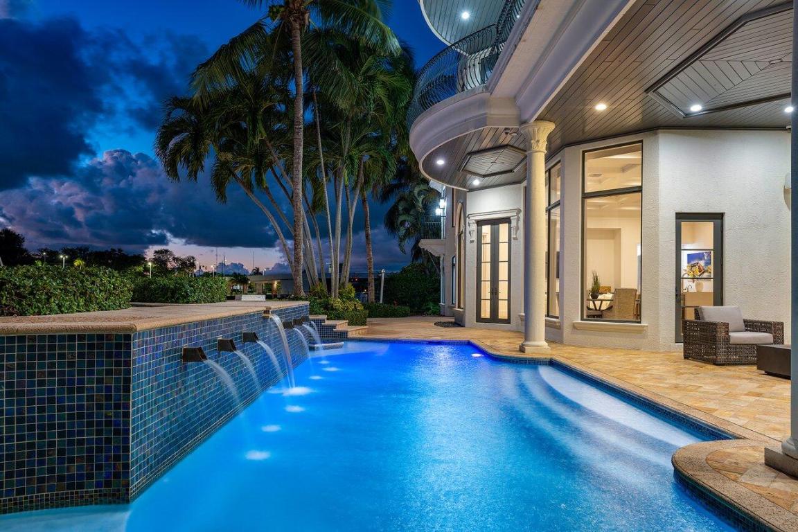 155 SE Spanish Boca Raton, FL 33432