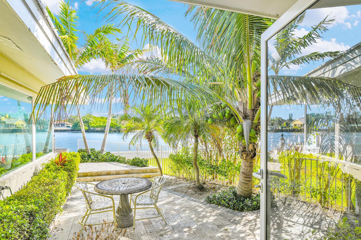 655 Castilla Ln Boynton Beach, FL 33435