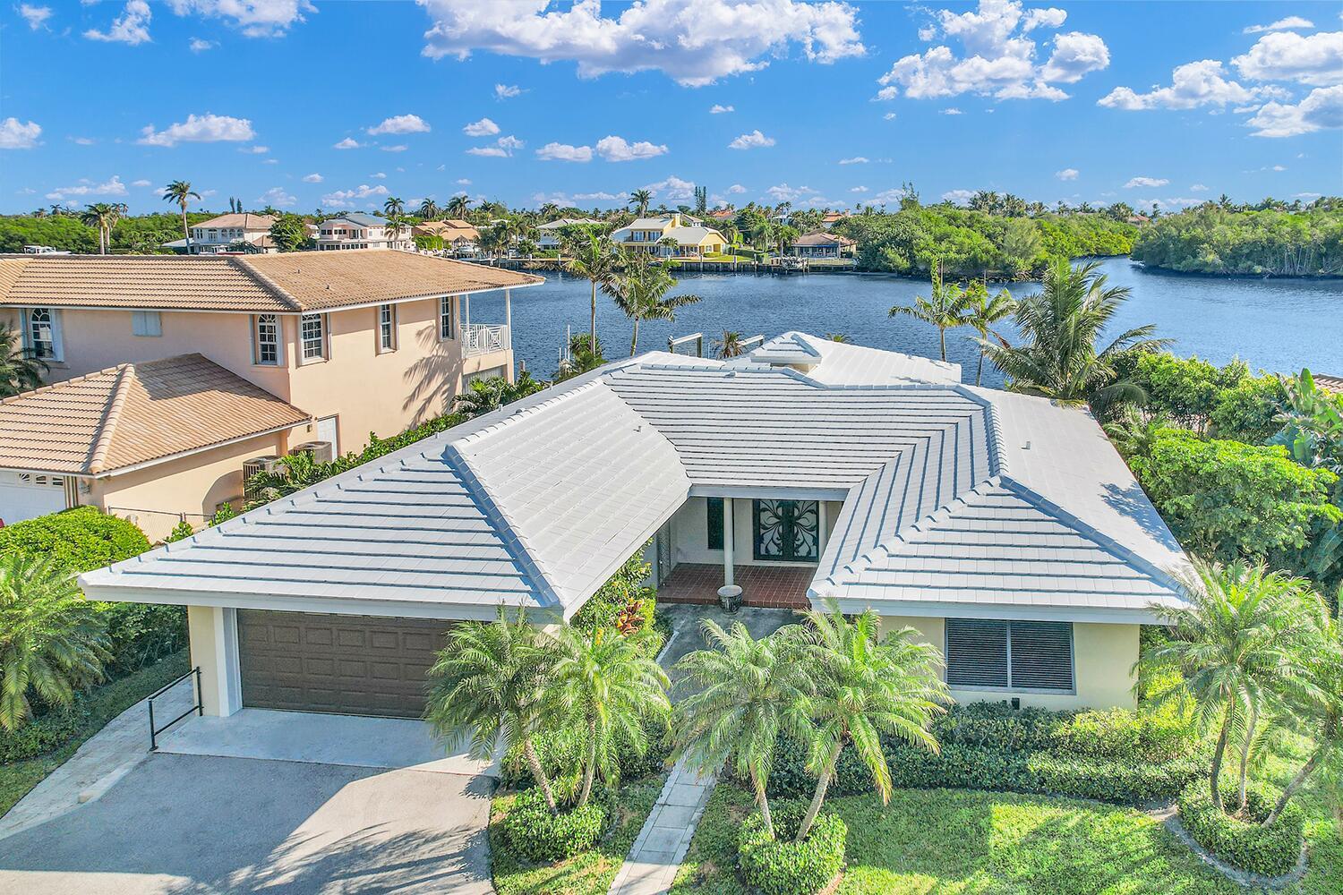 655 Castilla Ln Boynton Beach, FL 33435