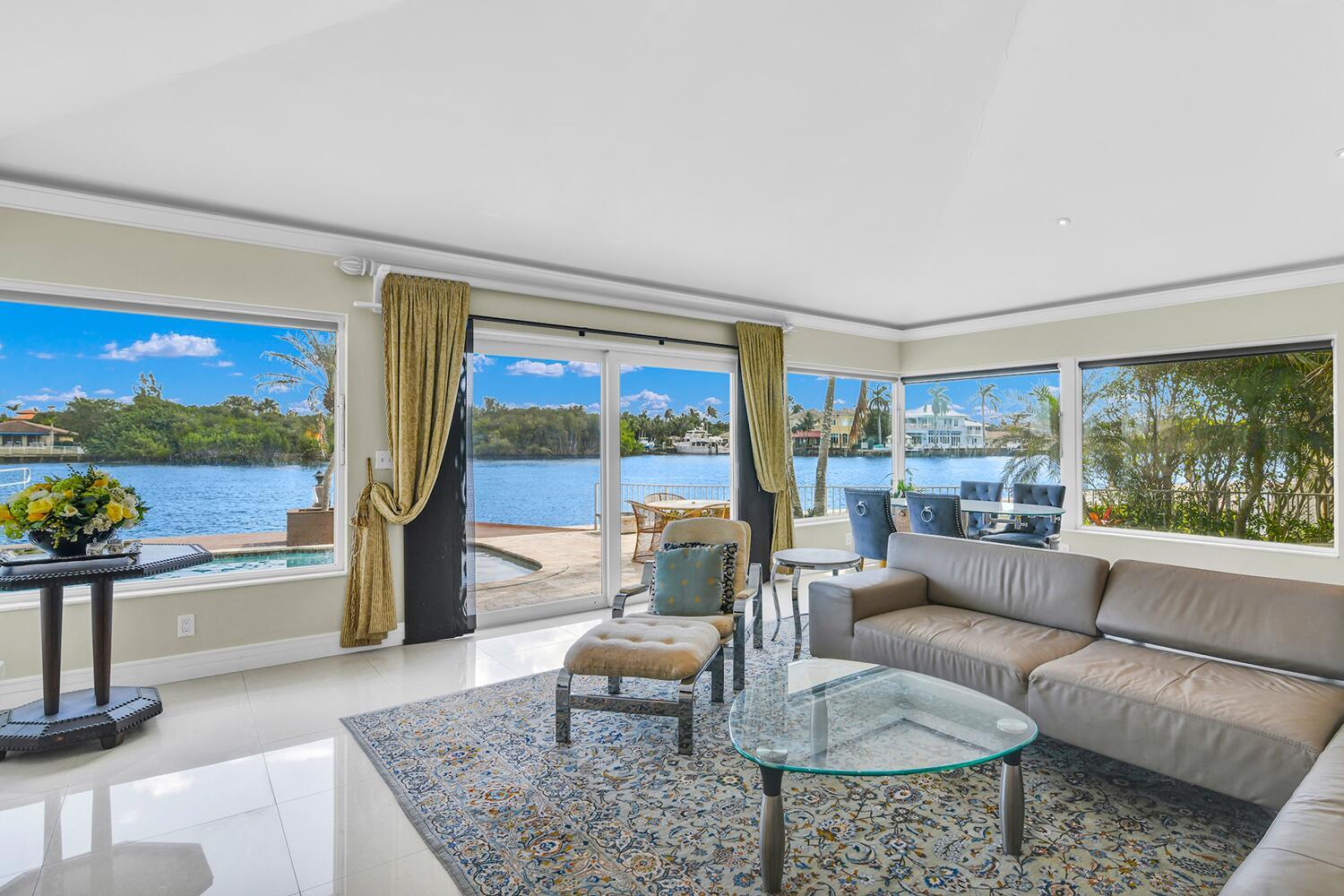 655 Castilla Ln Boynton Beach, FL 33435