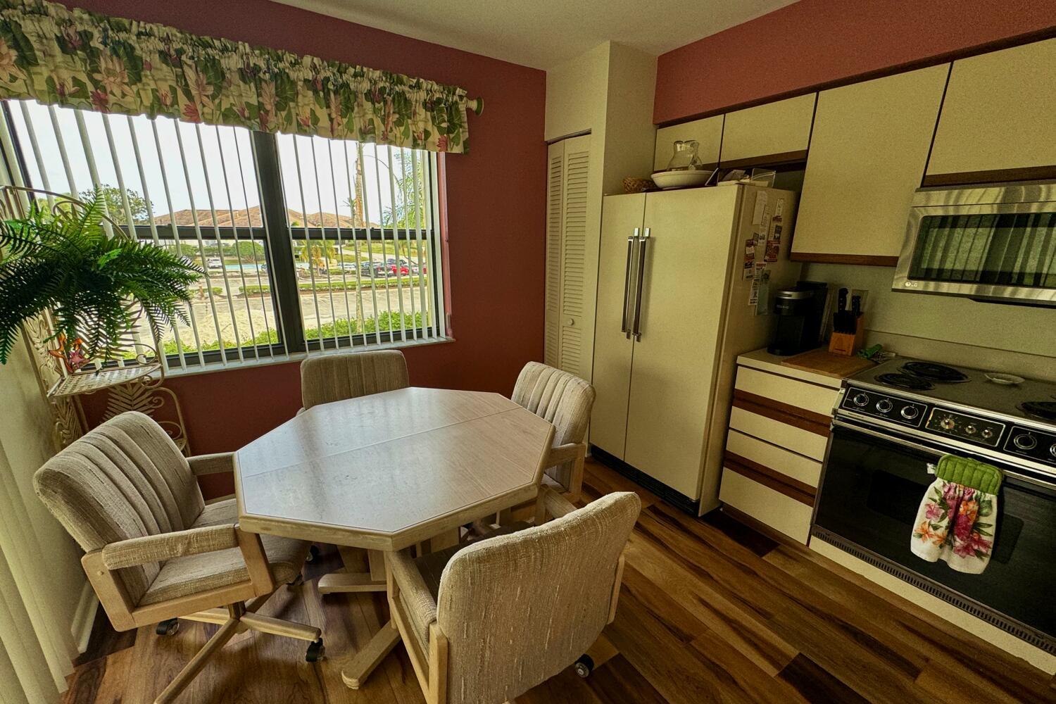 3991 SW Greenwood Way #I Palm City, FL 34990