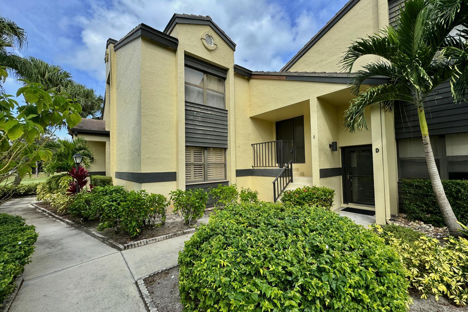 3991 SW Greenwood Way #I Palm City, FL 34990