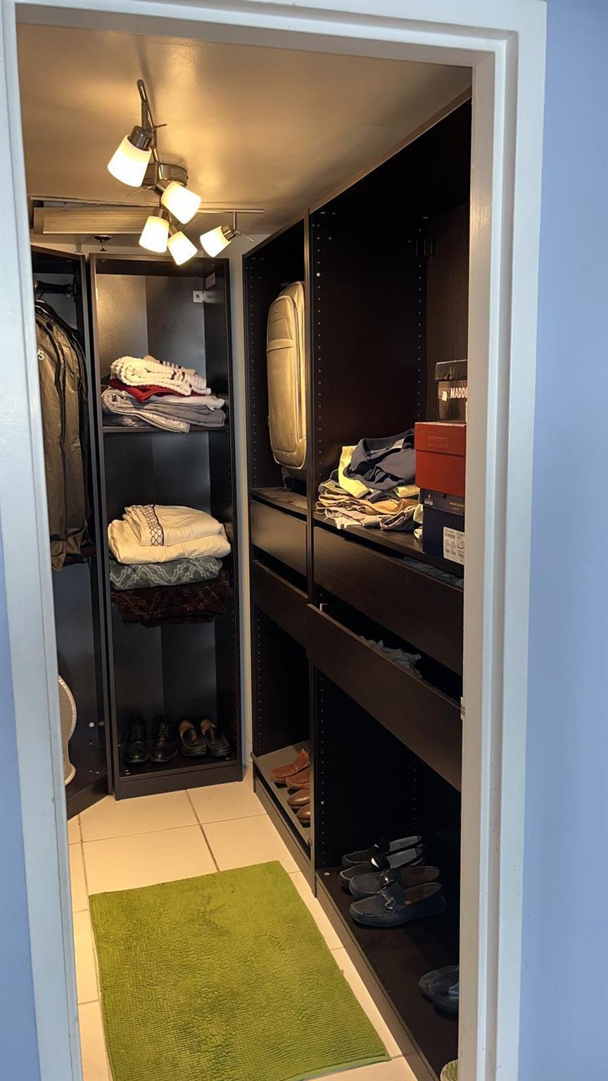 900 Bay Dr #706 Miami Beach, FL 33141