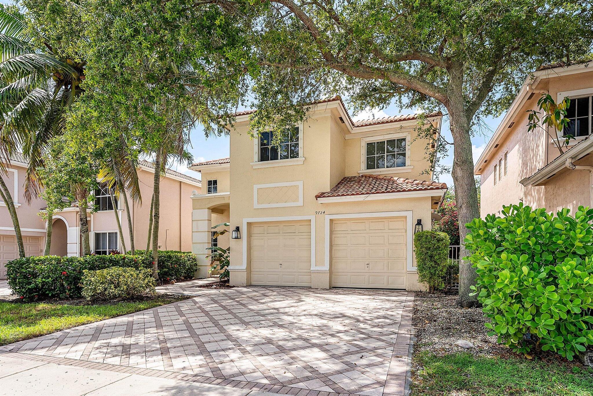 9724 Vineyard Ct