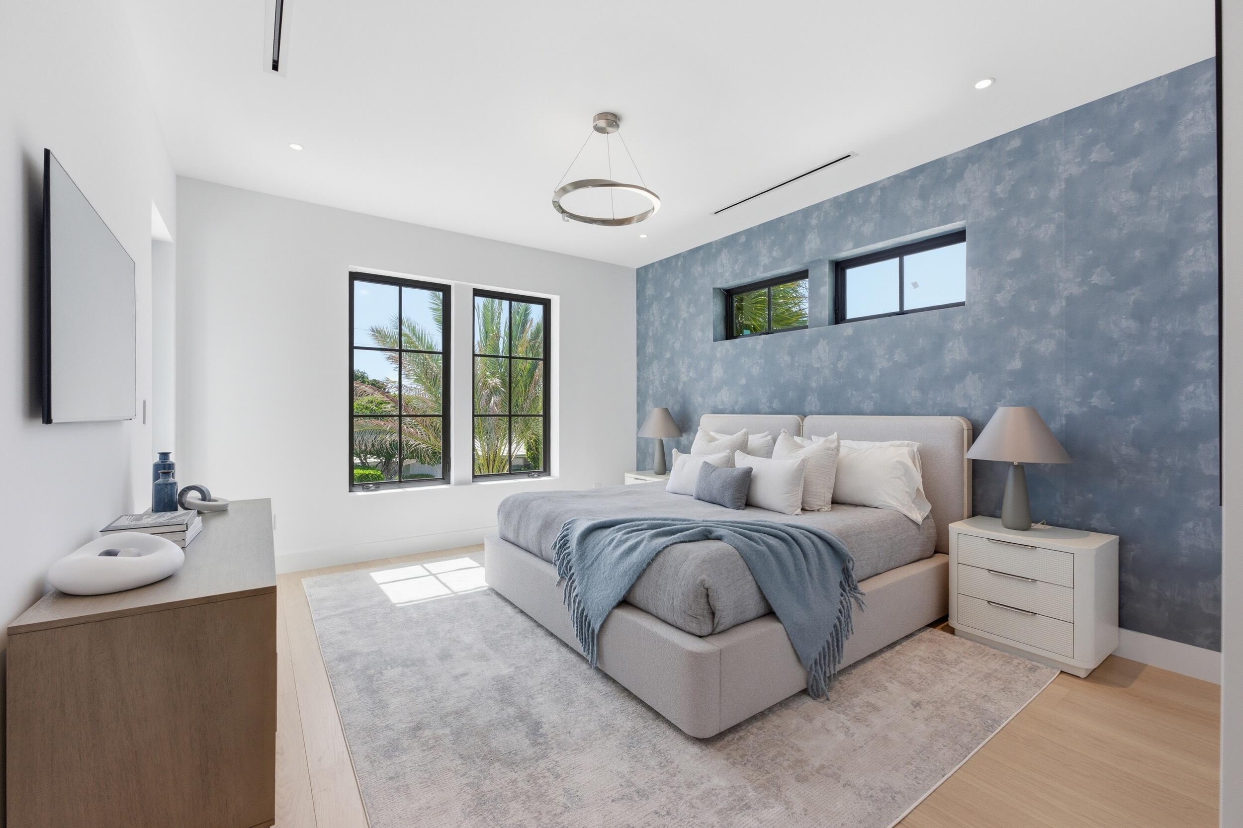 210 Cortez West Palm Beach, FL 33405