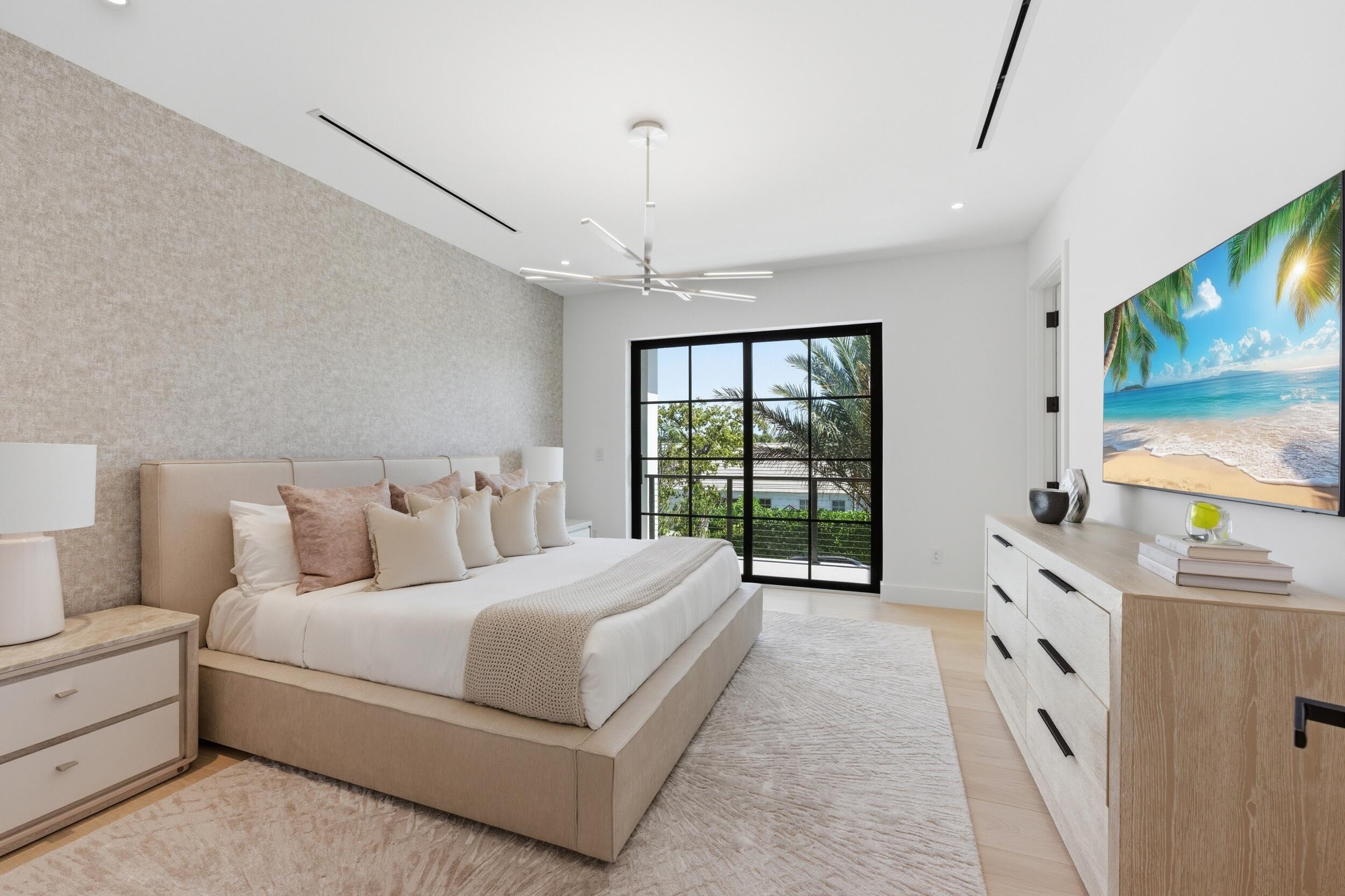 210 Cortez West Palm Beach, FL 33405