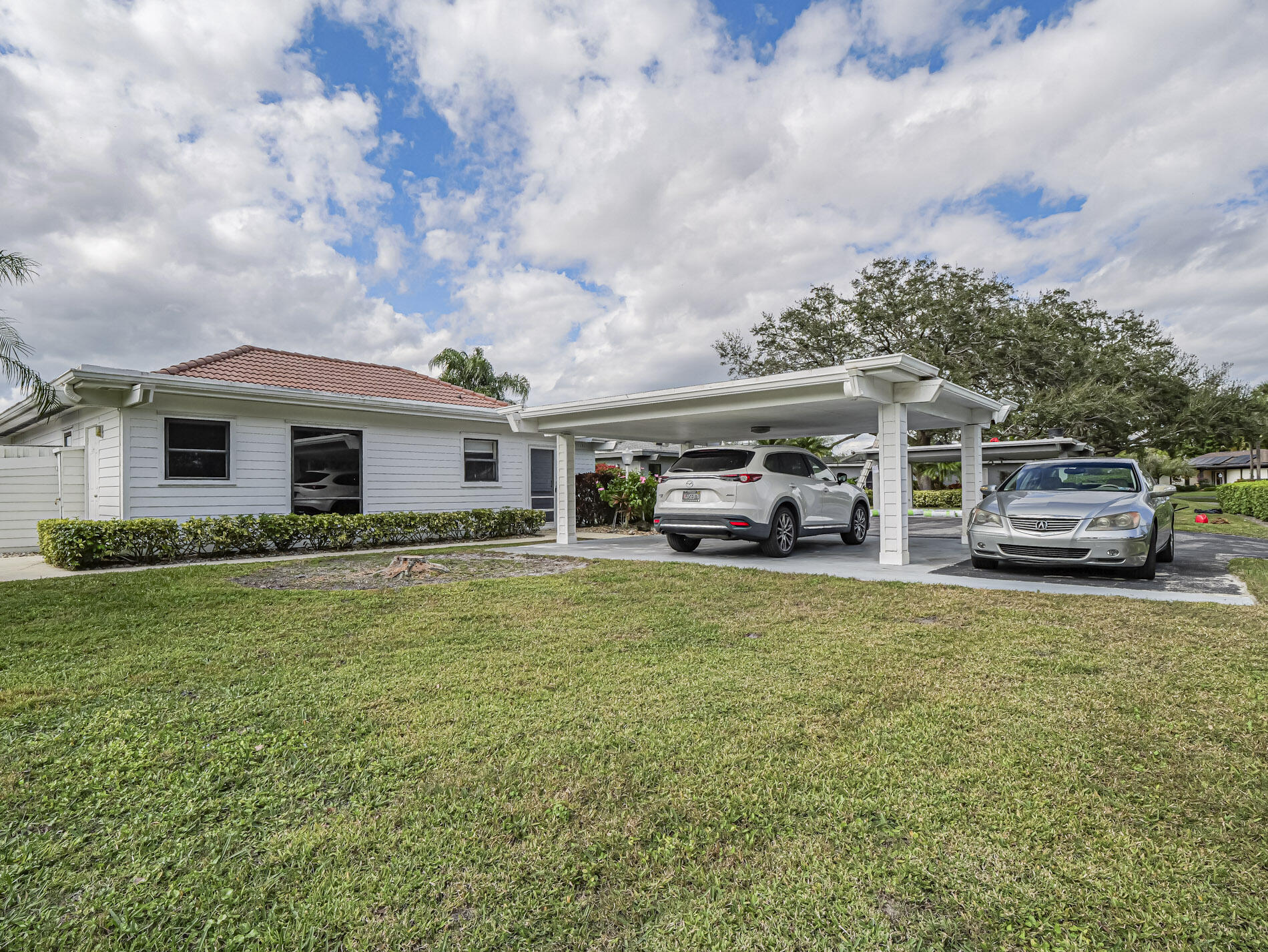 13867 Eastpointe Way