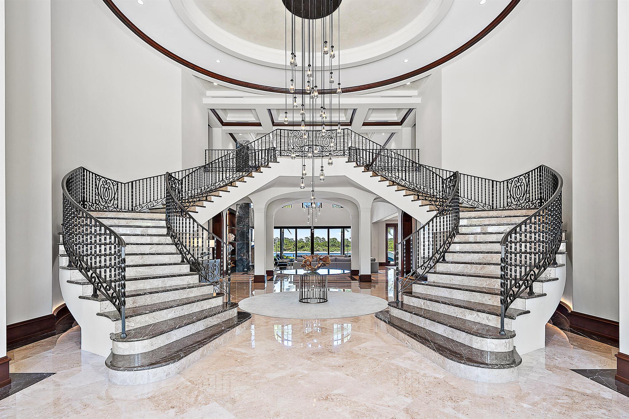 176 Spyglass Ln Jupiter, FL 33477