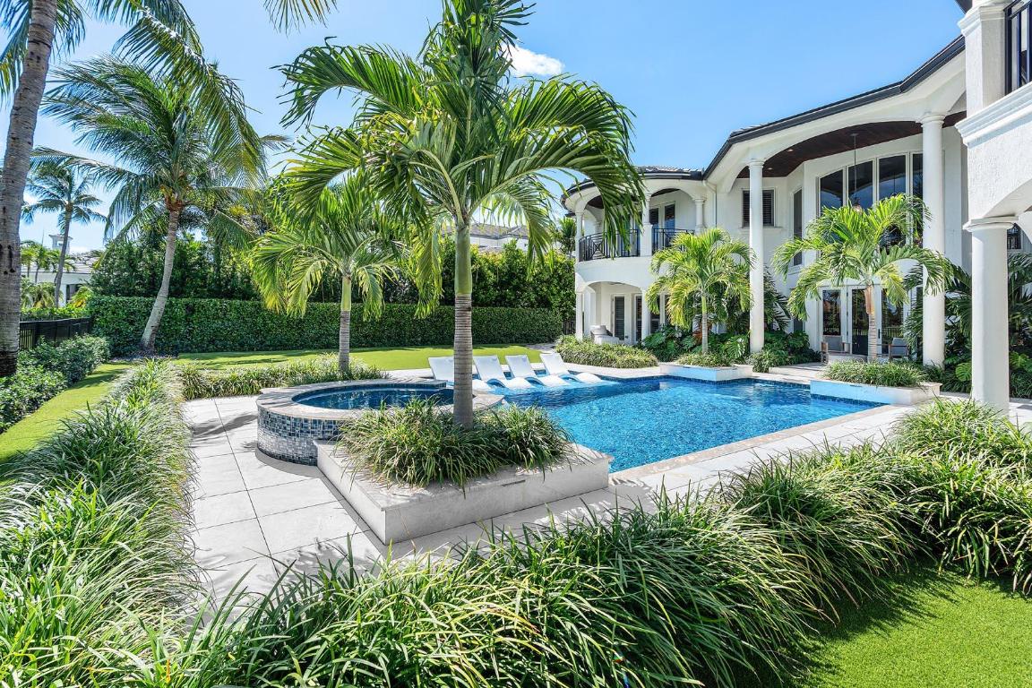 121 Royal Palm Boca Raton, FL 33432