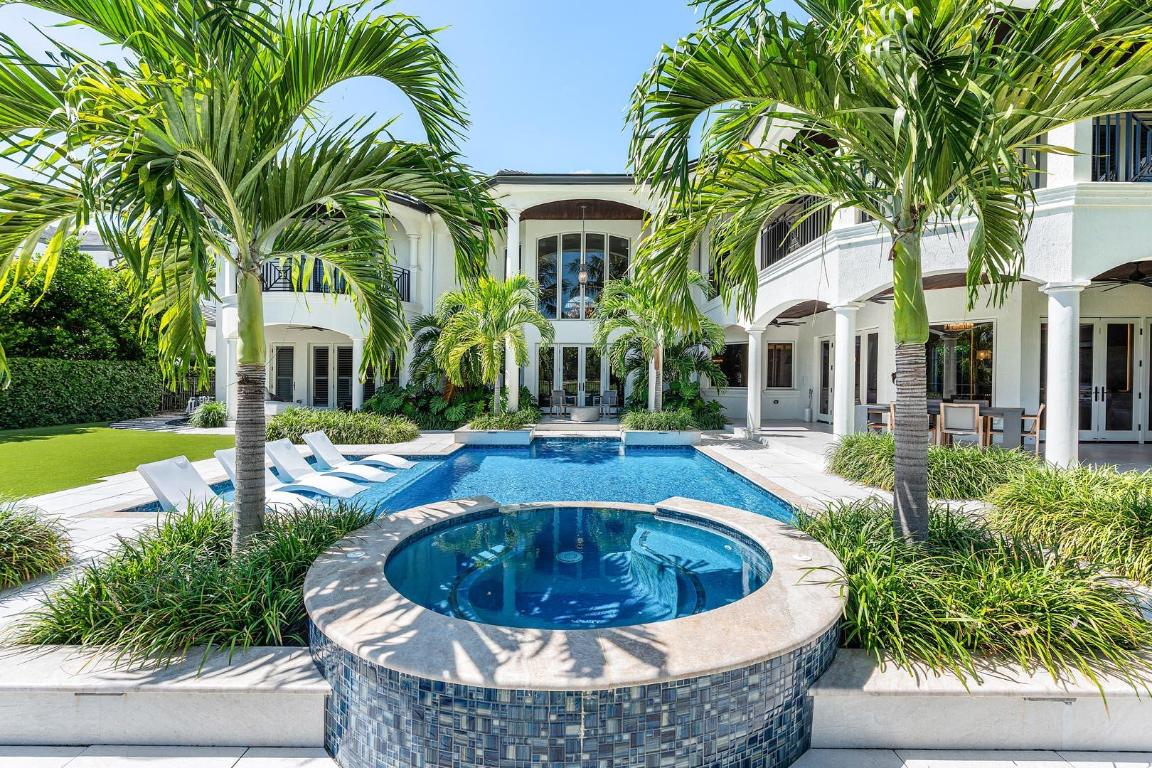 121 Royal Palm Boca Raton, FL 33432