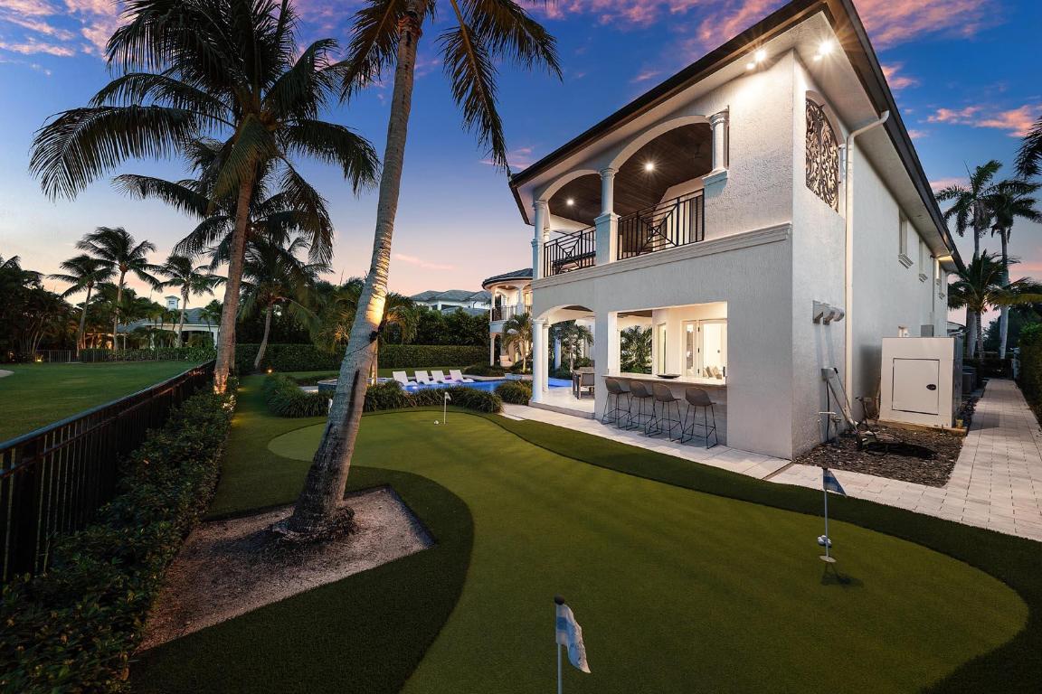 121 Royal Palm Boca Raton, FL 33432