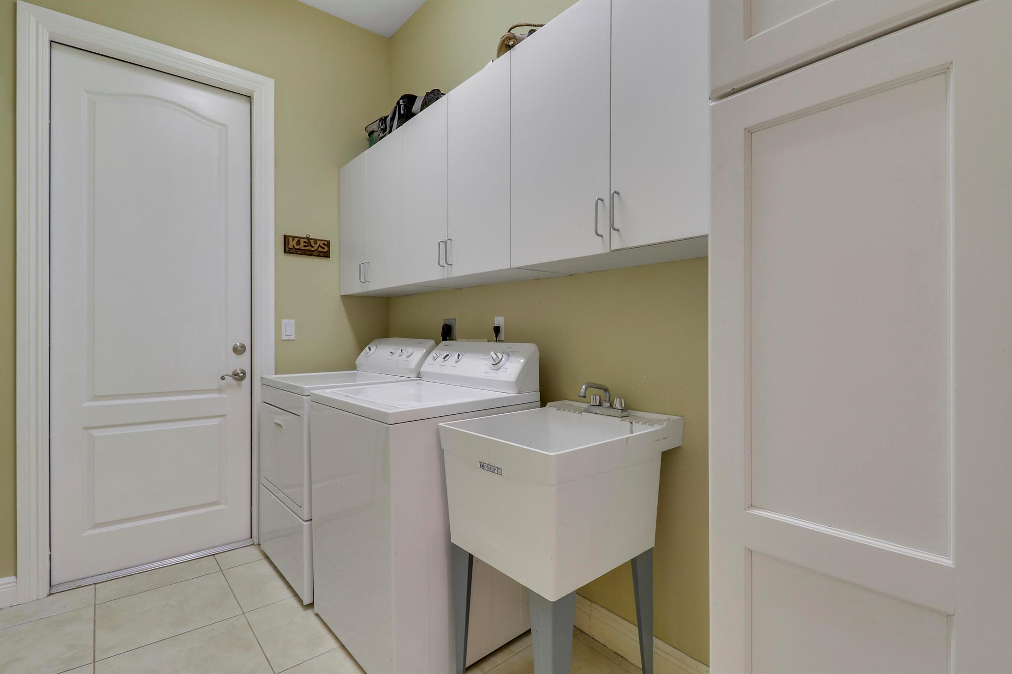 4601 Windswept Pines Ct Jupiter, FL 33469