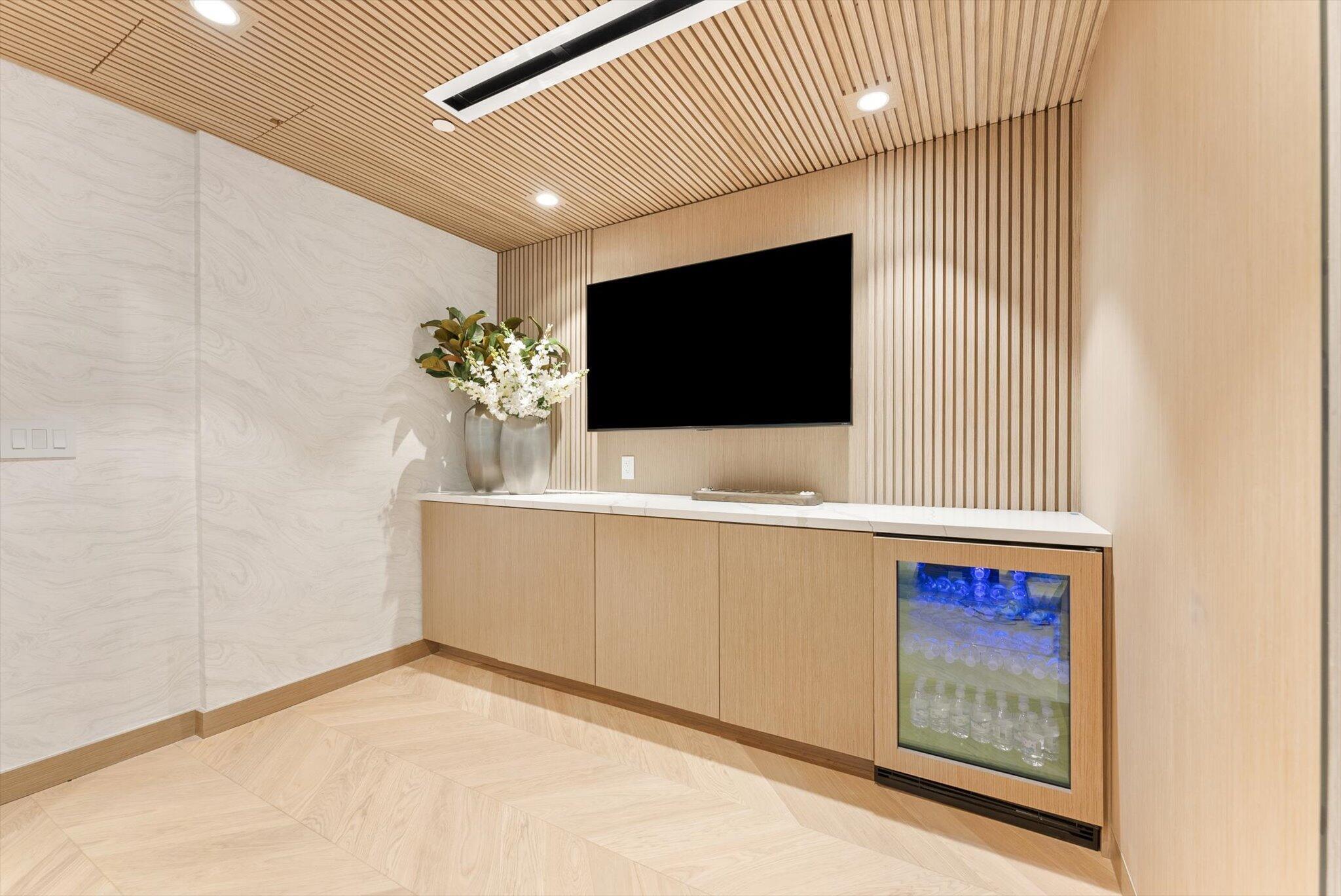 800 S Ocean Blvd #303 Boca Raton, FL 33432