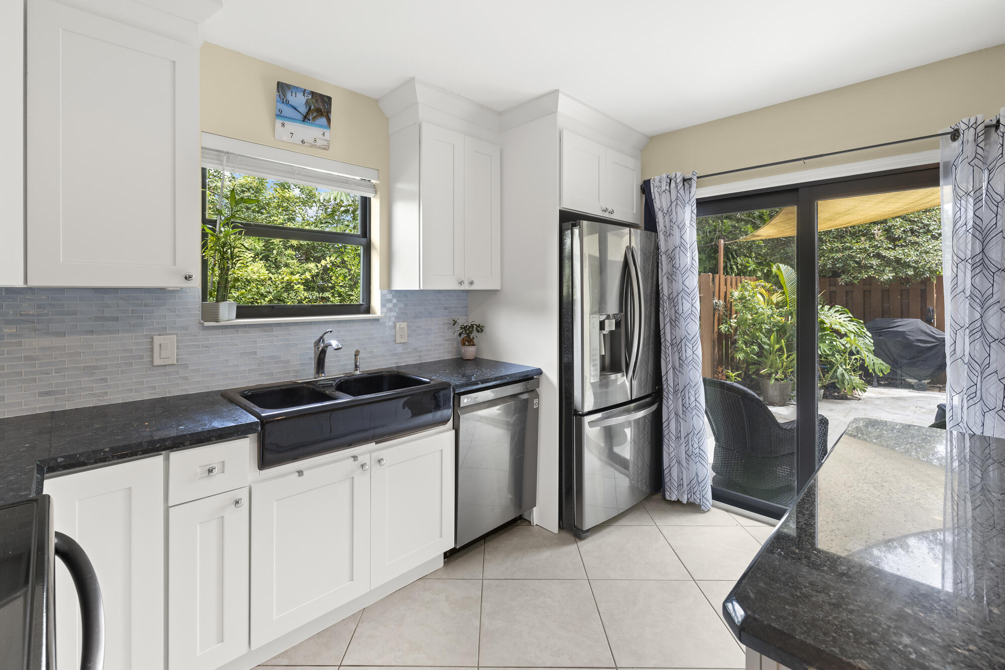 110 N Delaware Blvd #18a Jupiter, FL 33458