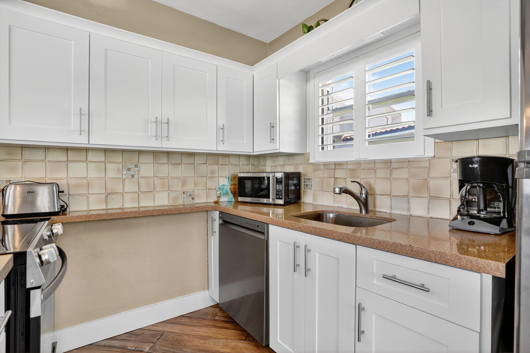 1225 Hillsboro Mile #N2 Hillsboro Beach, FL 33062