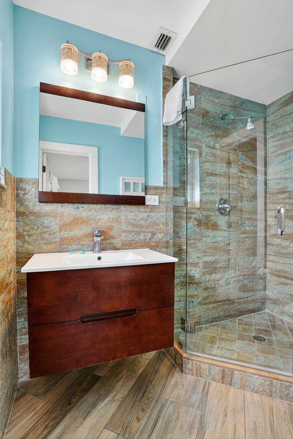 1225 Hillsboro Mile #N2 Hillsboro Beach, FL 33062