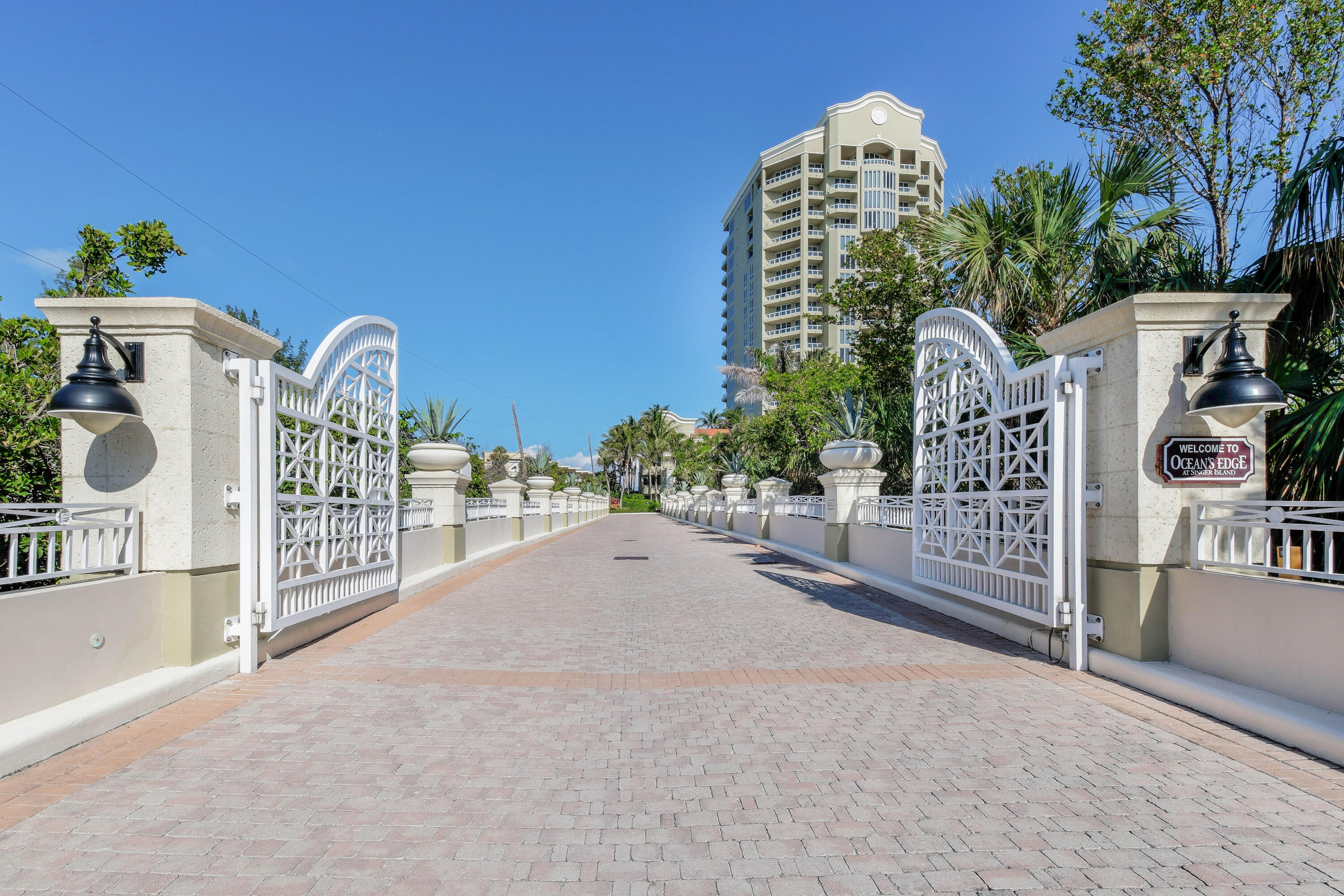 5050 N Ocean #703 Singer Island, FL 33404