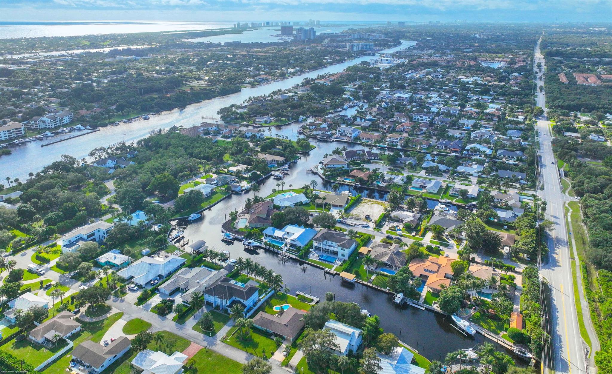 2169 Driftwood Cir Palm Beach Gardens, FL 33410