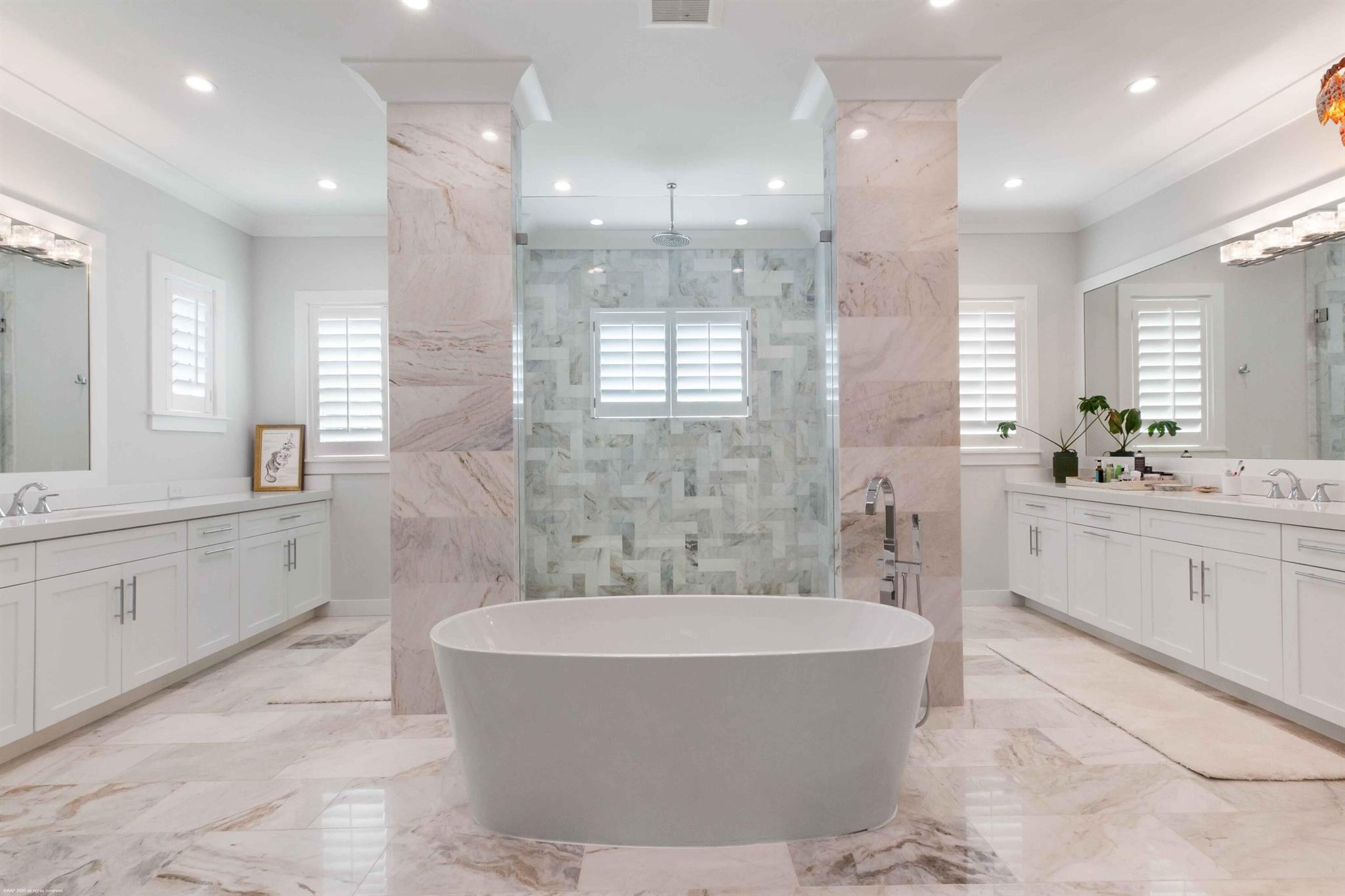 2169 Driftwood Cir Palm Beach Gardens, FL 33410