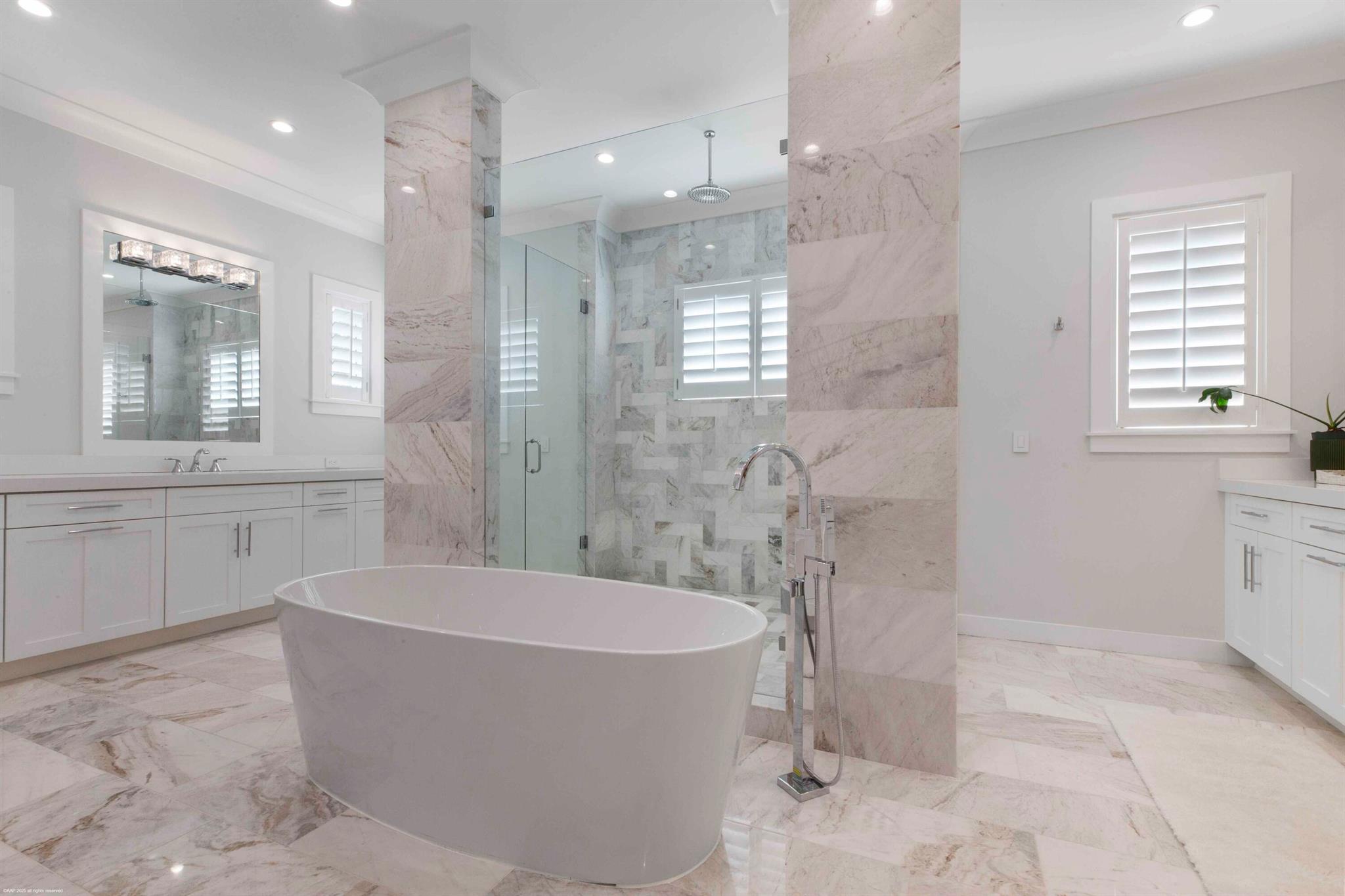 2169 Driftwood Cir Palm Beach Gardens, FL 33410