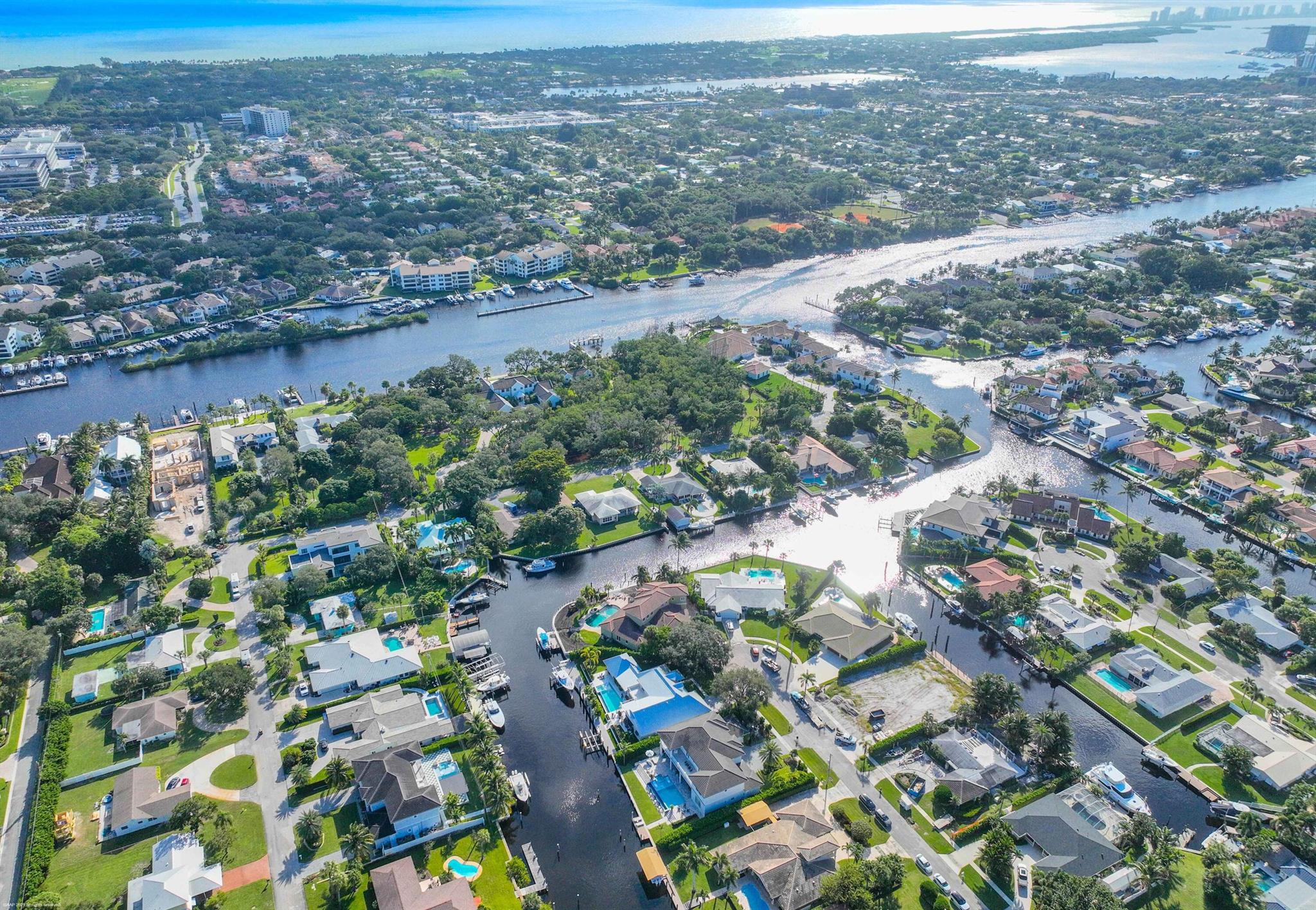 2169 Driftwood Cir Palm Beach Gardens, FL 33410