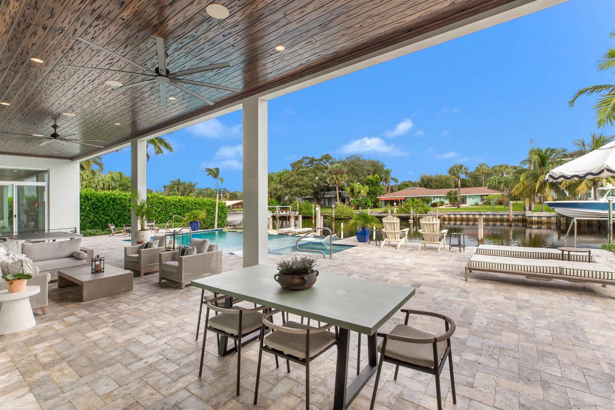 2169 Driftwood Cir Palm Beach Gardens, FL 33410