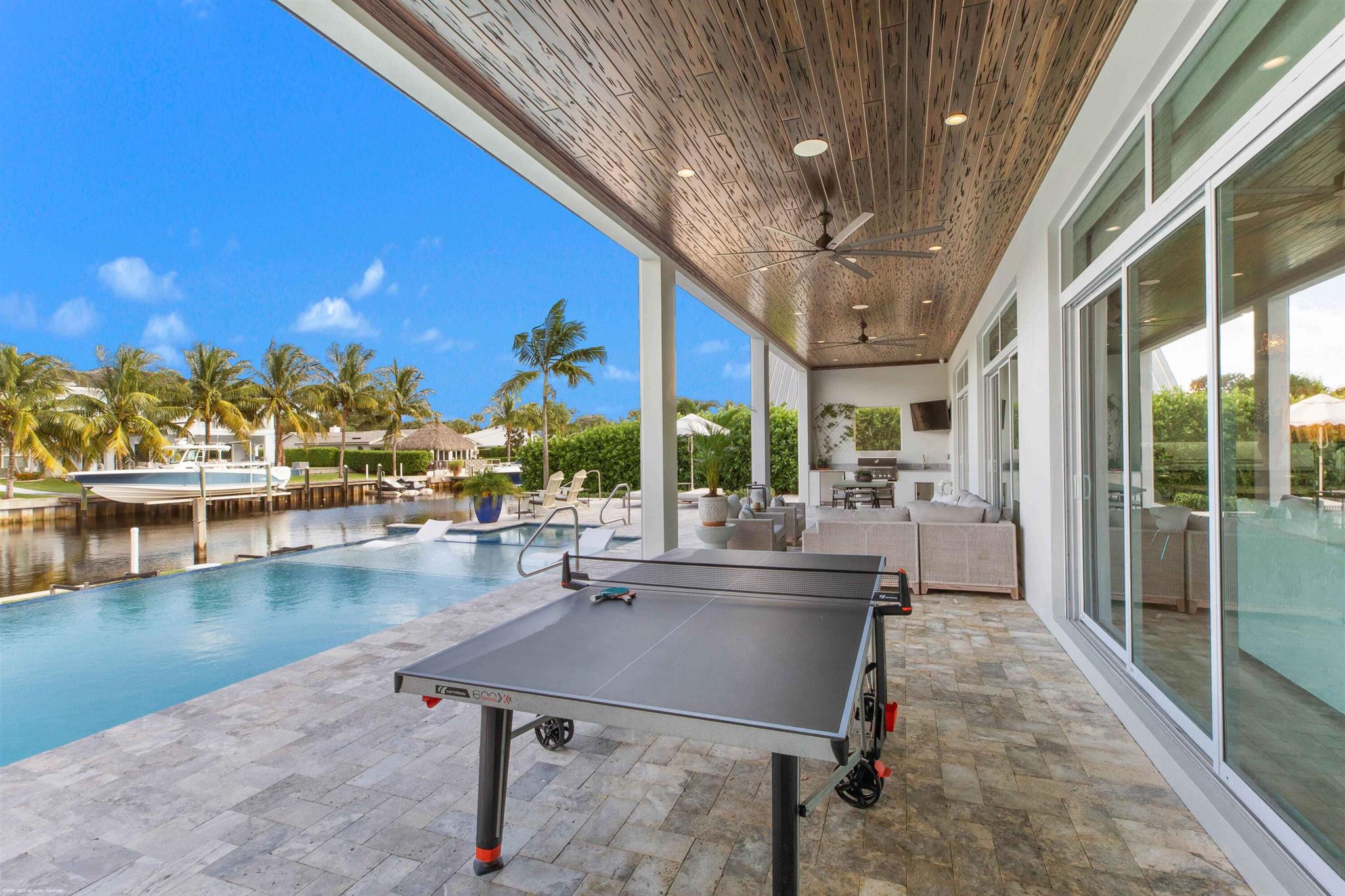 2169 Driftwood Cir Palm Beach Gardens, FL 33410