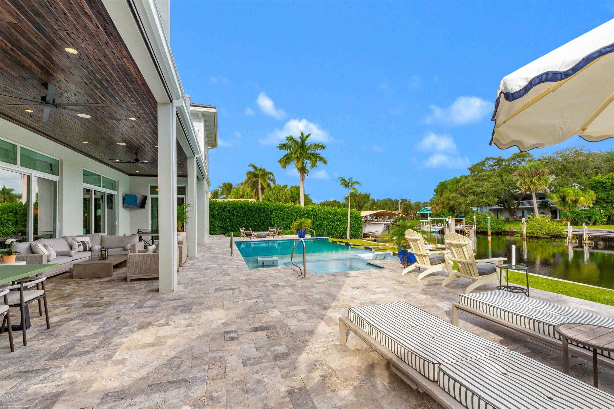 2169 Driftwood Cir Palm Beach Gardens, FL 33410