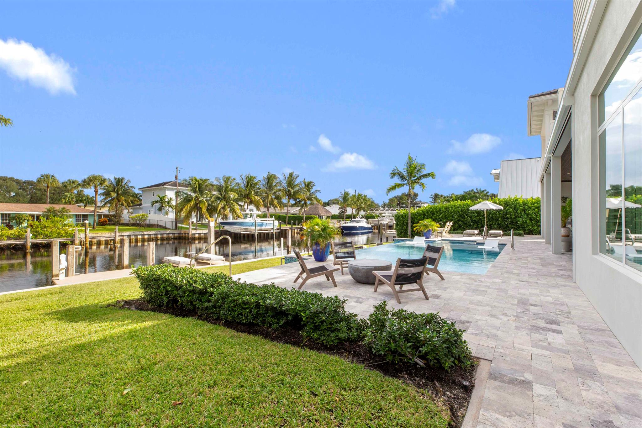 2169 Driftwood Cir Palm Beach Gardens, FL 33410