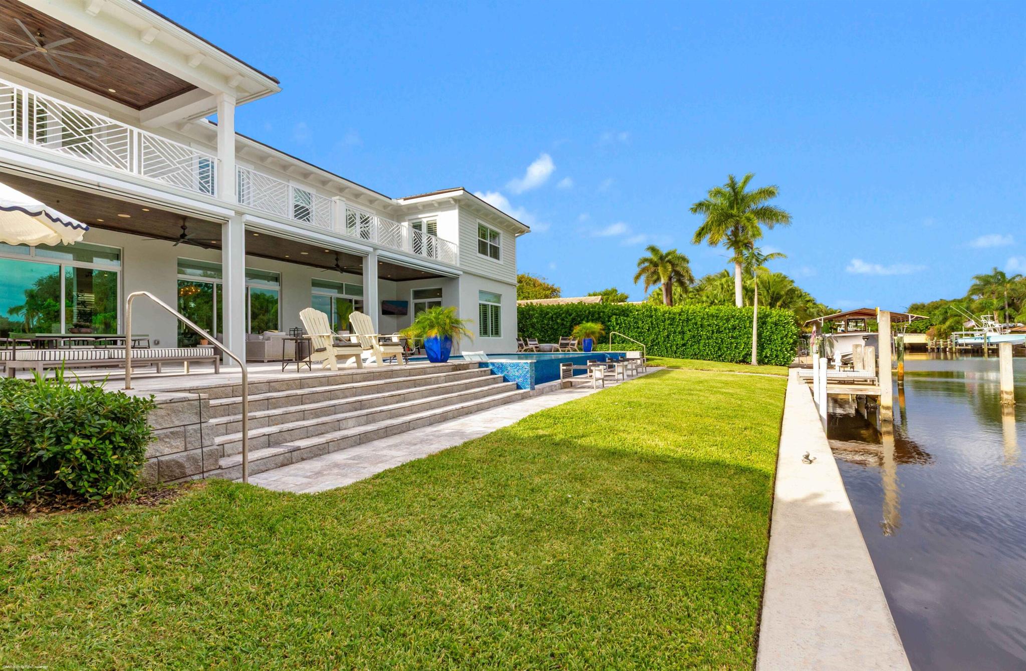 2169 Driftwood Cir Palm Beach Gardens, FL 33410