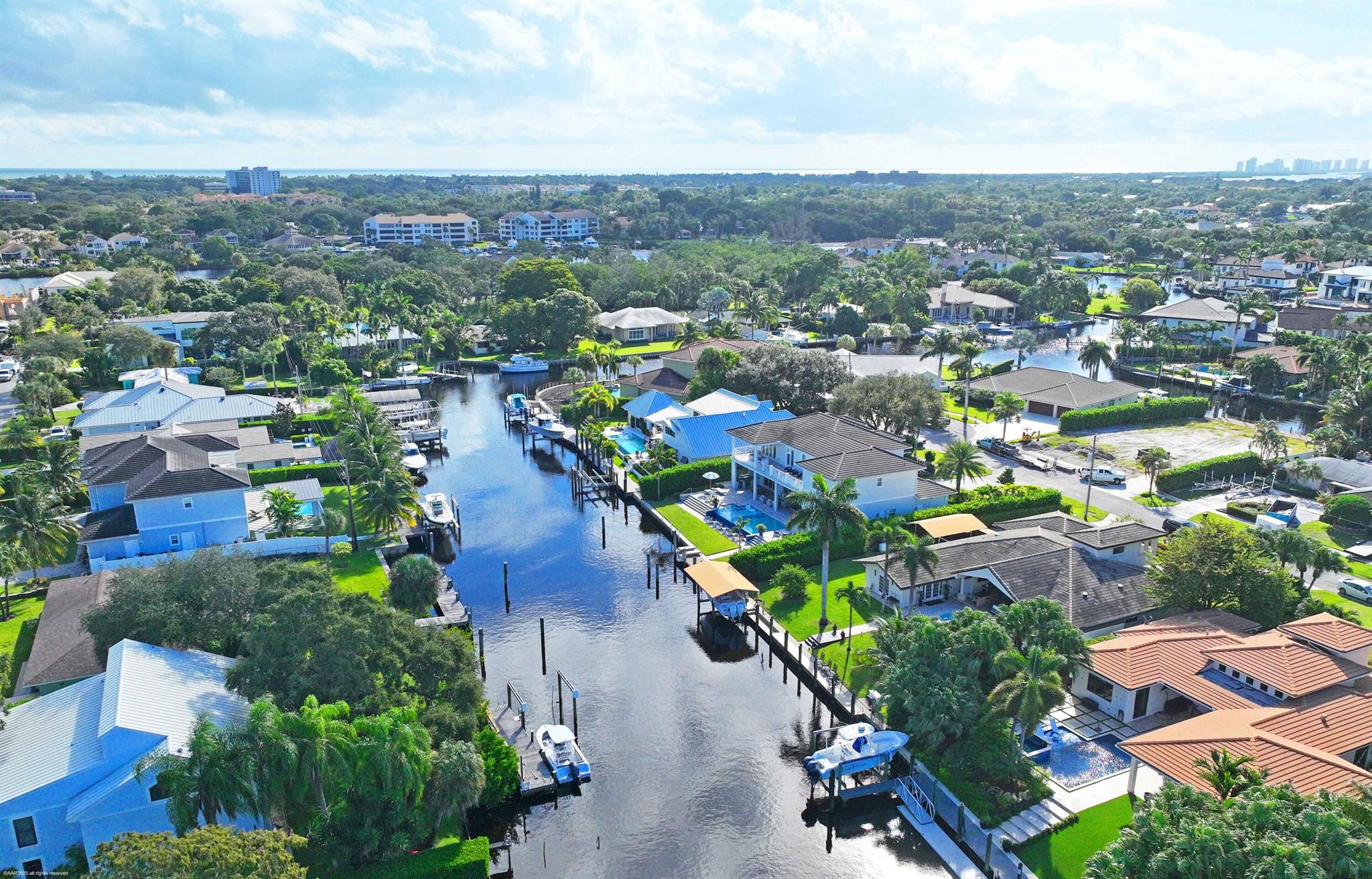 2169 Driftwood Cir Palm Beach Gardens, FL 33410