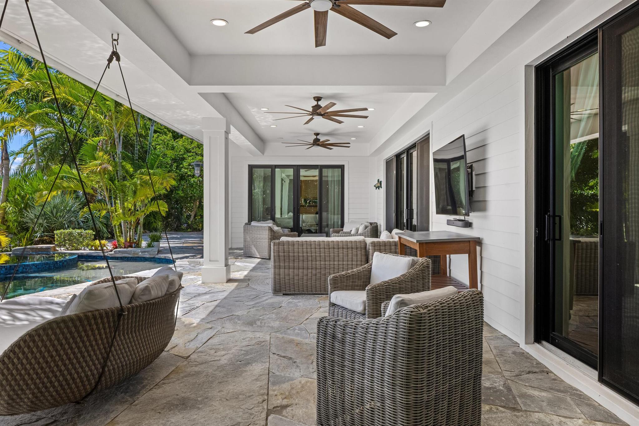 940 Greenbriar Dr Boynton Beach, FL 33435