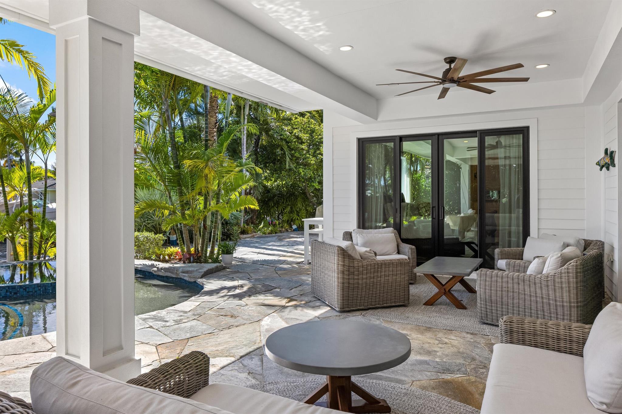 940 Greenbriar Dr Boynton Beach, FL 33435