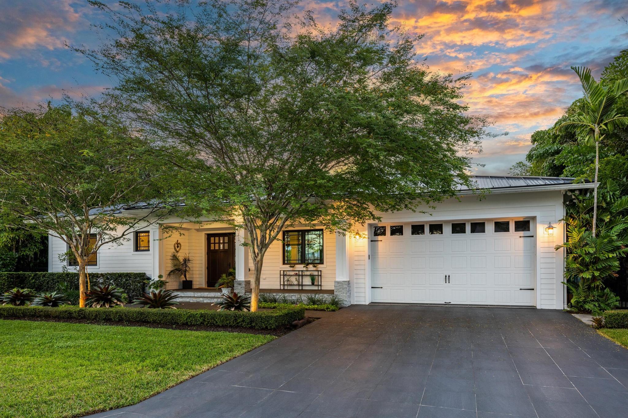 940 Greenbriar Dr Boynton Beach, FL 33435