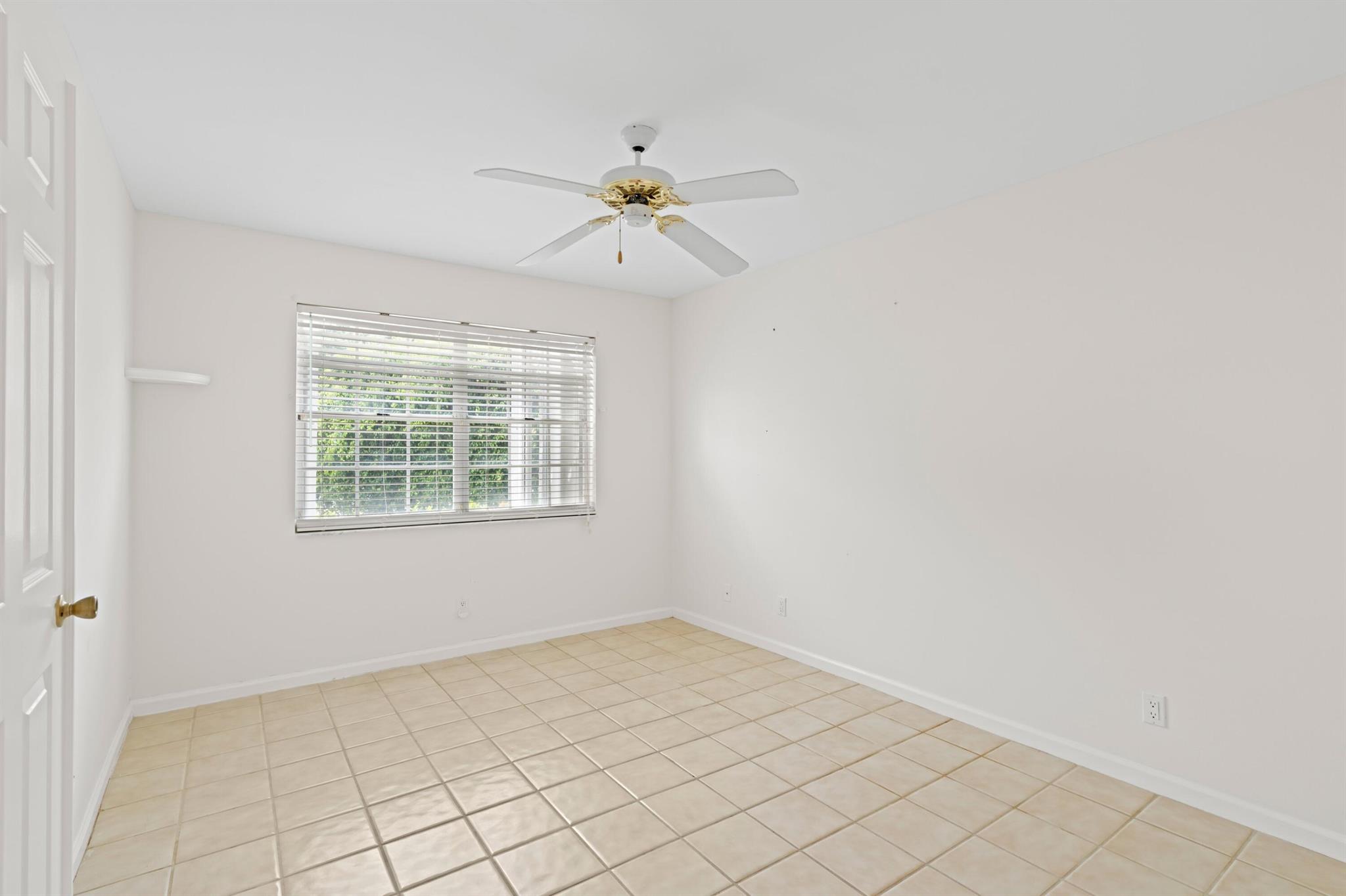 9205 SE Woods End Pl Jupiter, FL 33469