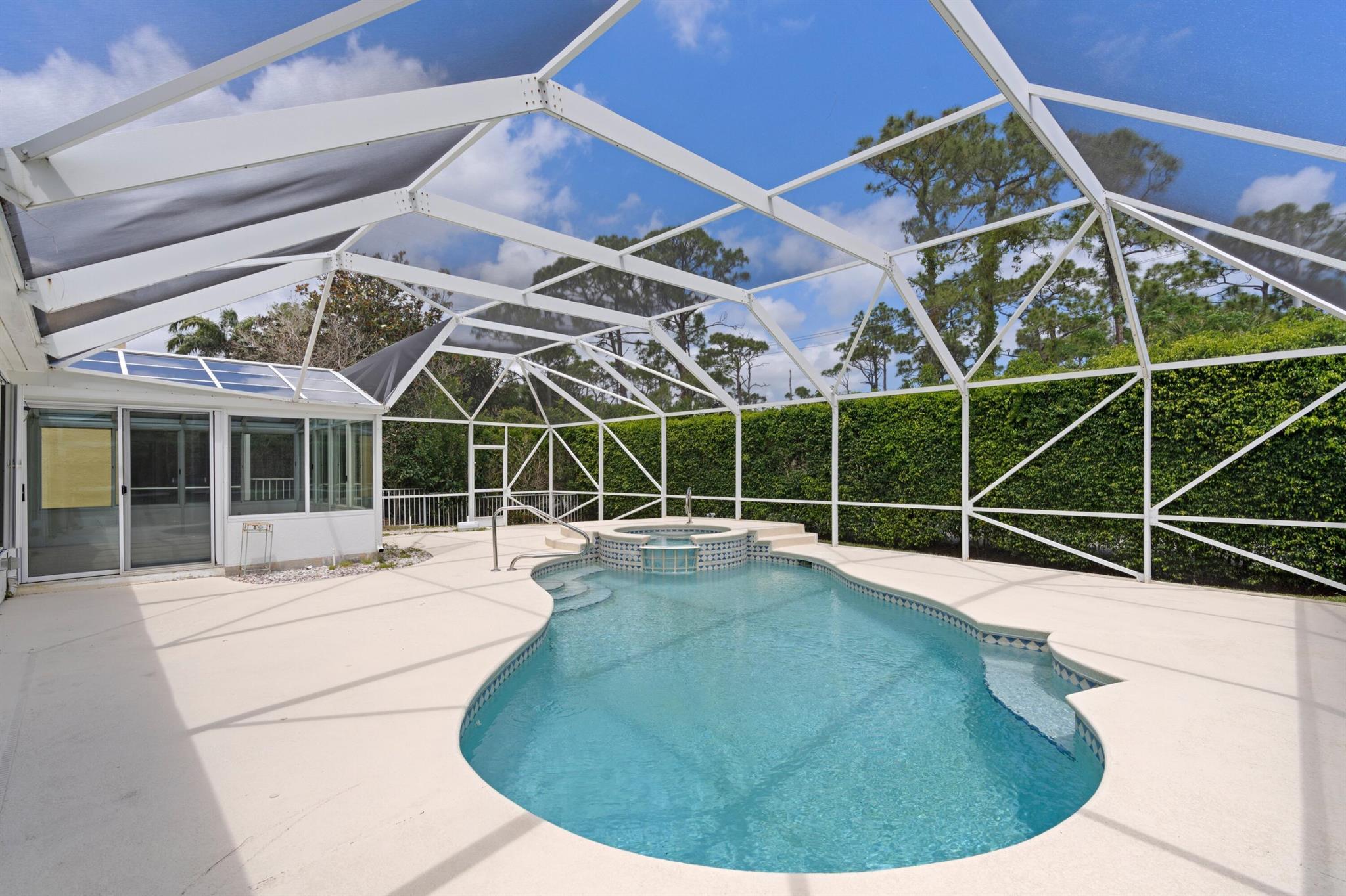 9205 SE Woods End Pl Jupiter, FL 33469