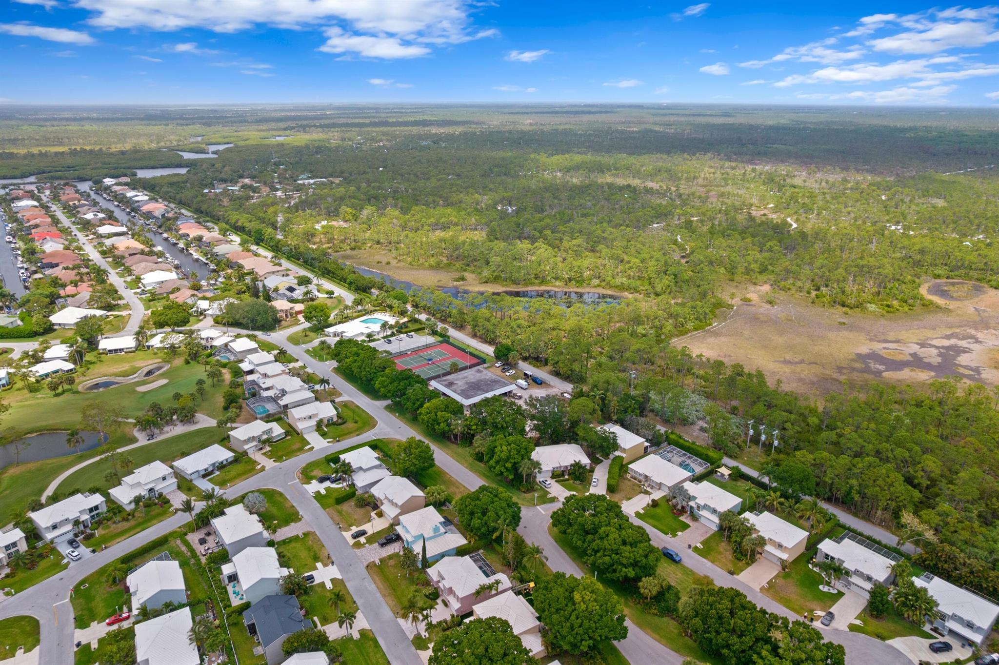 9205 SE Woods End Pl Jupiter, FL 33469