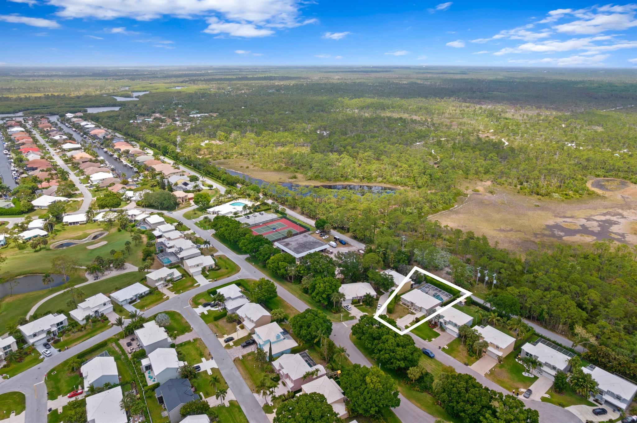 9205 SE Woods End Pl Jupiter, FL 33469