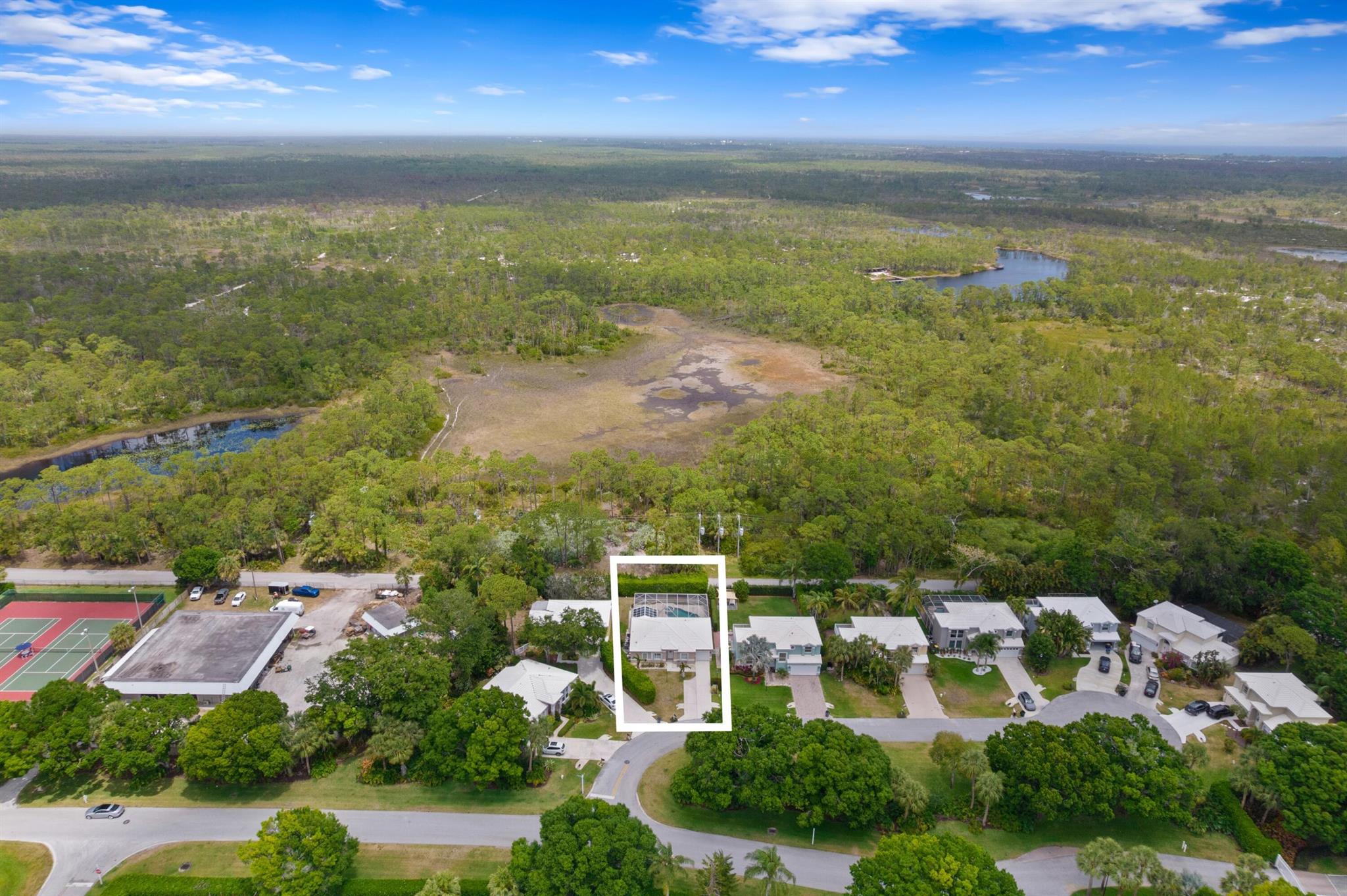 9205 SE Woods End Pl Jupiter, FL 33469