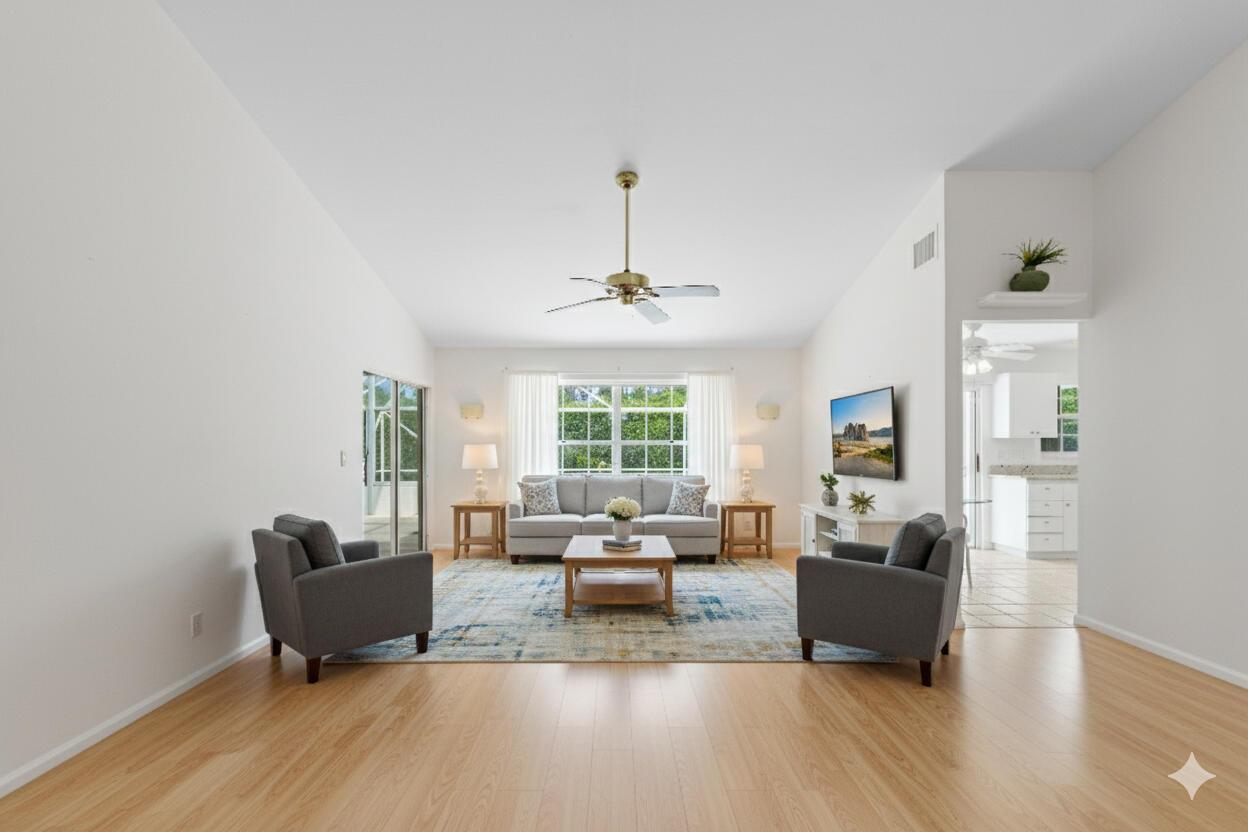 9205 SE Woods End Pl Jupiter, FL 33469