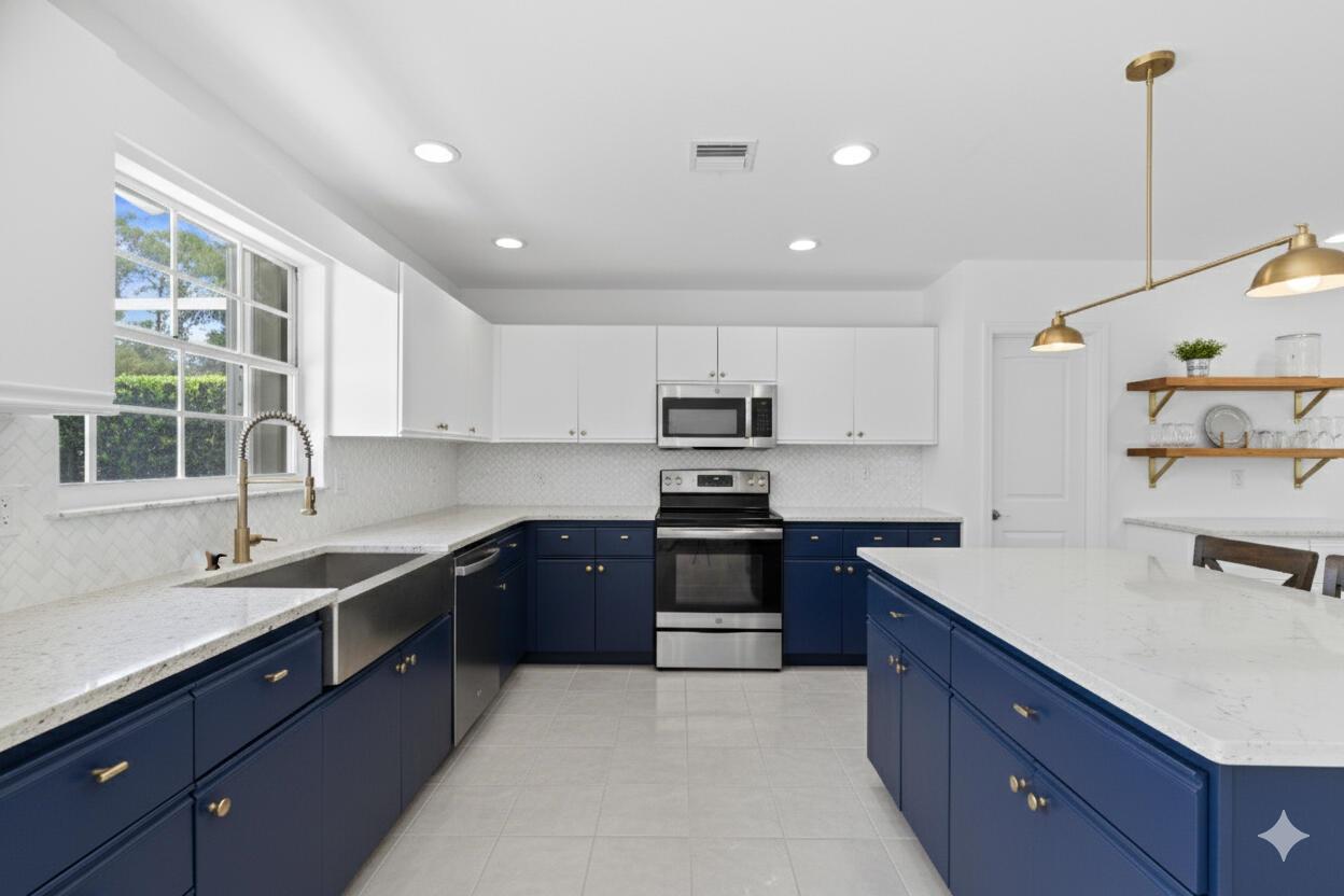 9205 SE Woods End Pl Jupiter, FL 33469