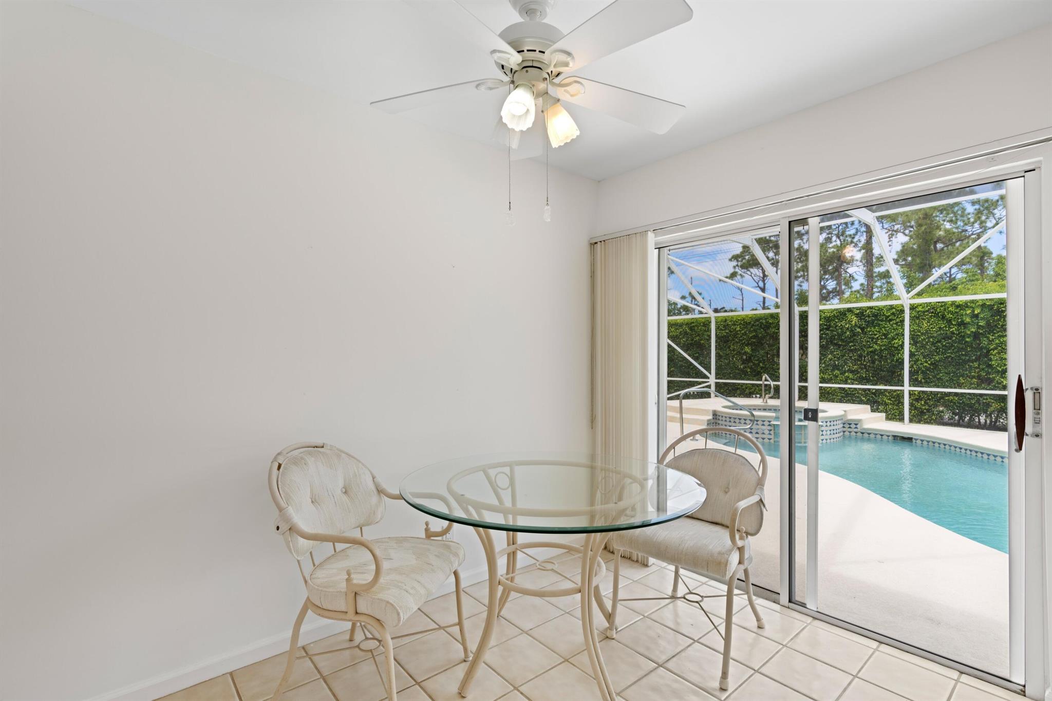 9205 SE Woods End Pl Jupiter, FL 33469