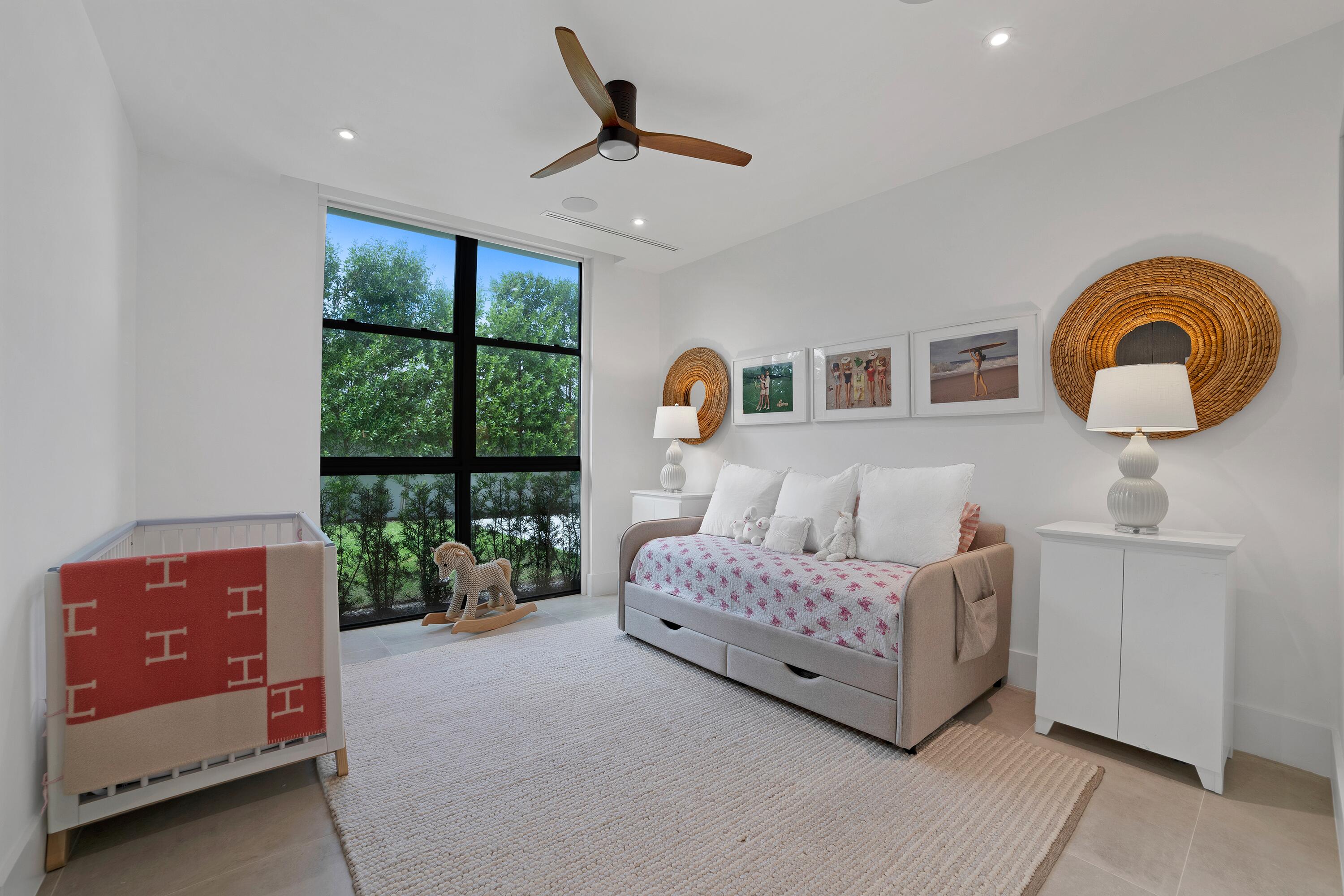 4444 Washington Rd Palm Beach, FL 33480