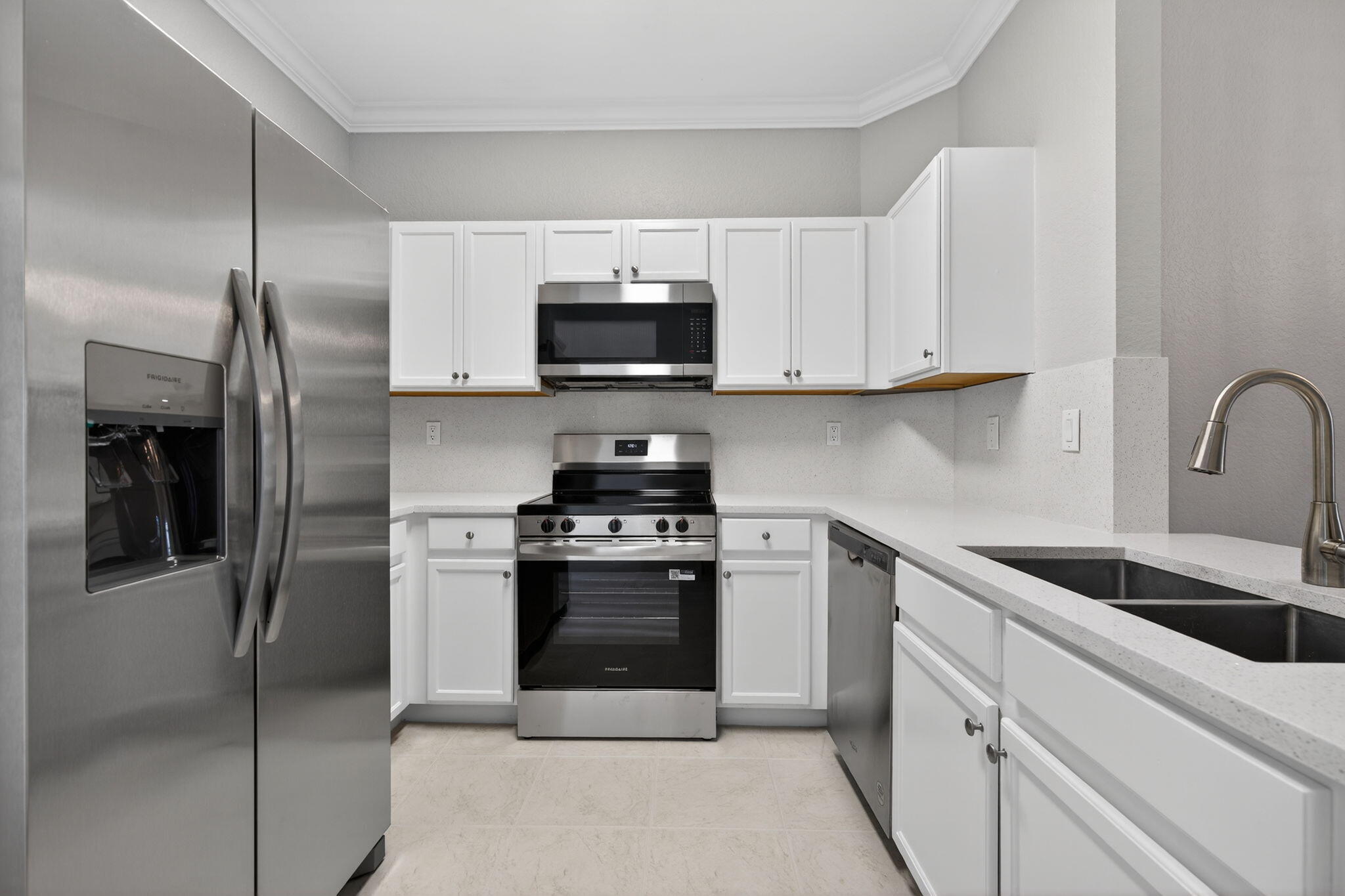 160 Village #I Tequesta, FL 33469