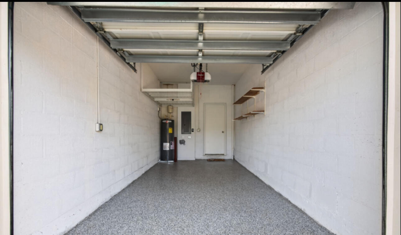 160 Village #I Tequesta, FL 33469