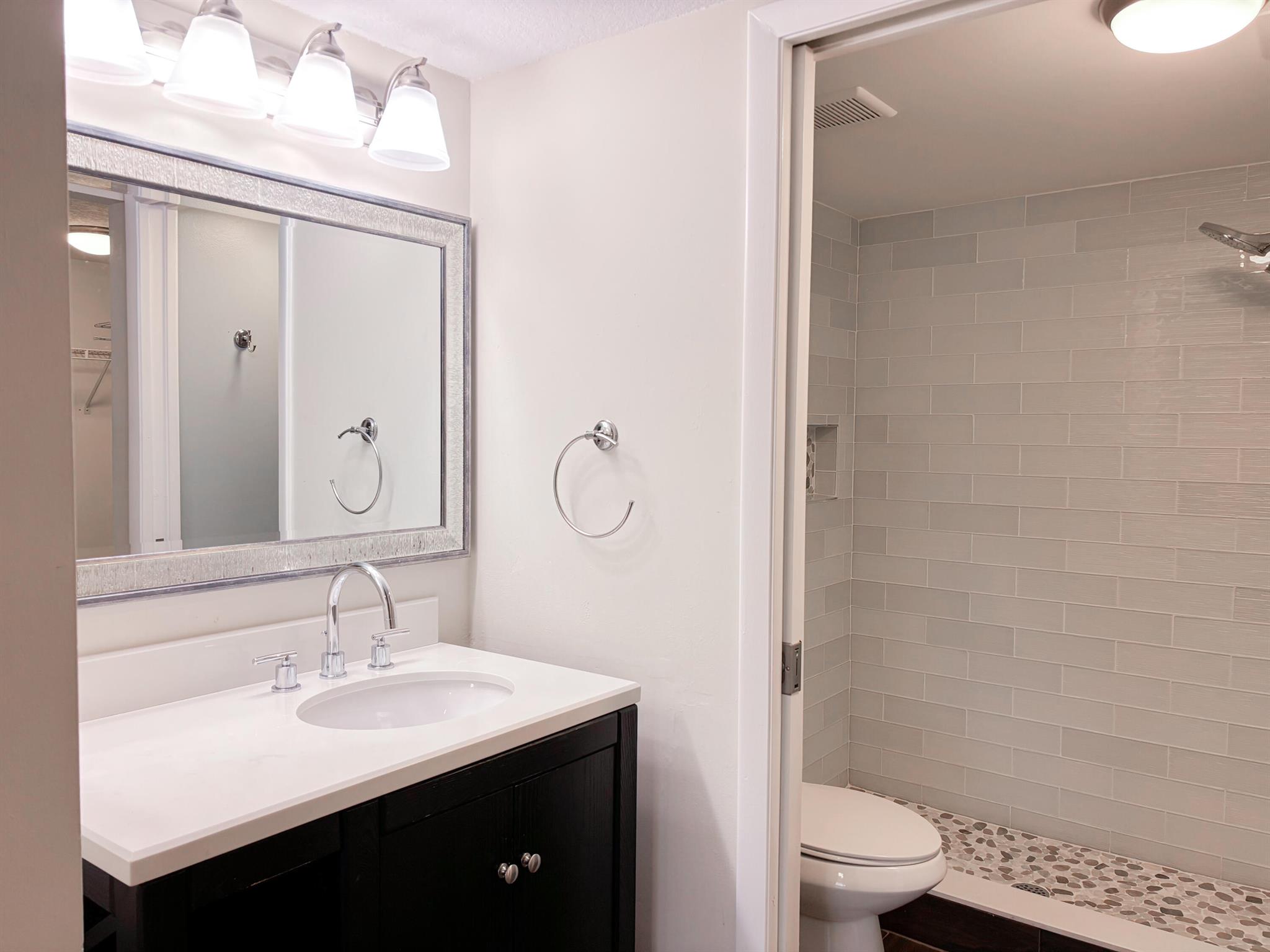 4704 Lucerne Lks Blvd #102 Lake Worth, FL 33467