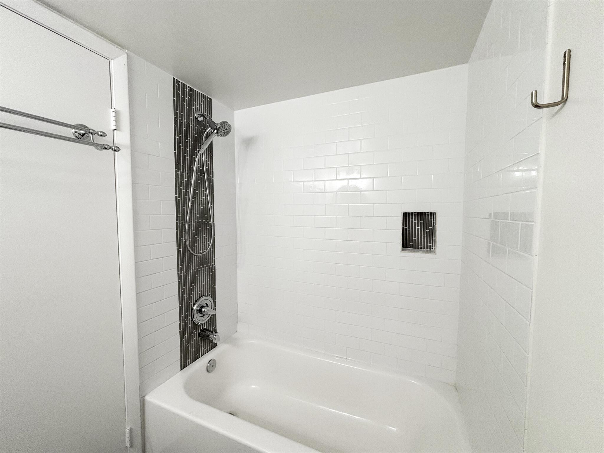 4704 Lucerne Lks Blvd #102 Lake Worth, FL 33467