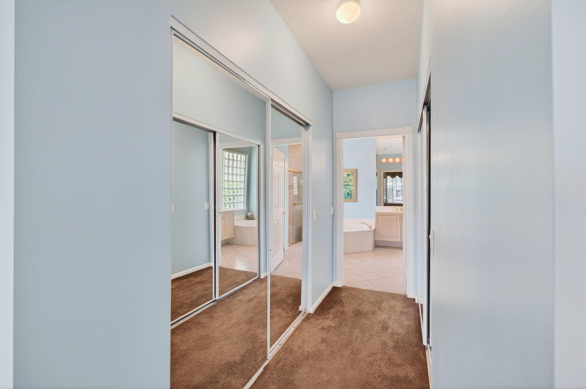 7102 Prado Lk Dr Delray Beach, FL 33446