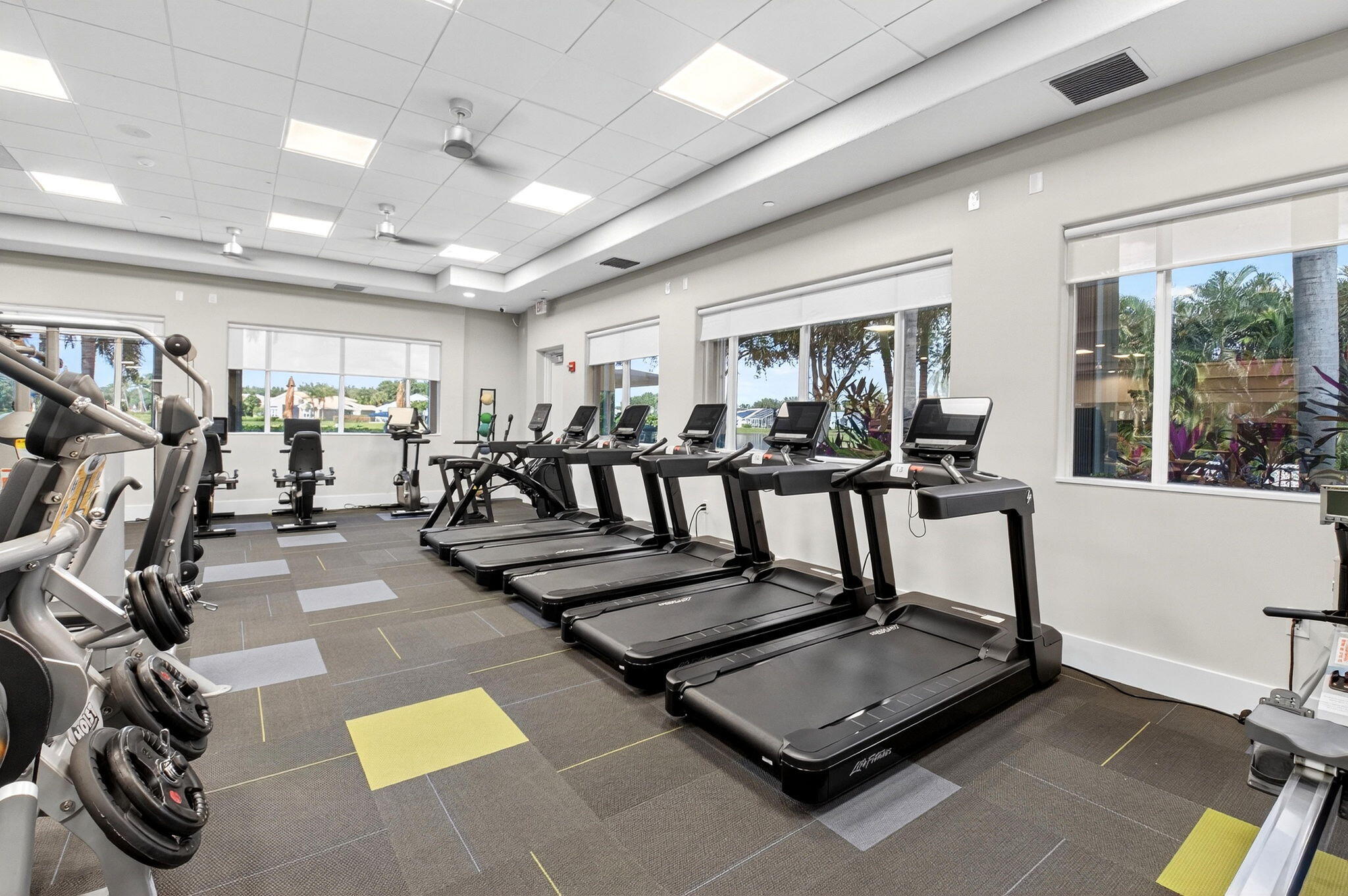 7102 Prado Lk Dr Delray Beach, FL 33446