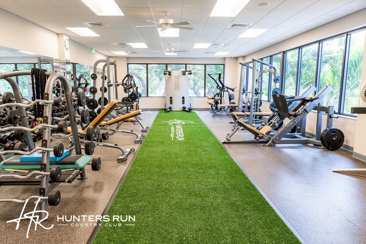 79 Hampshire Ln Boynton Beach, FL 33436